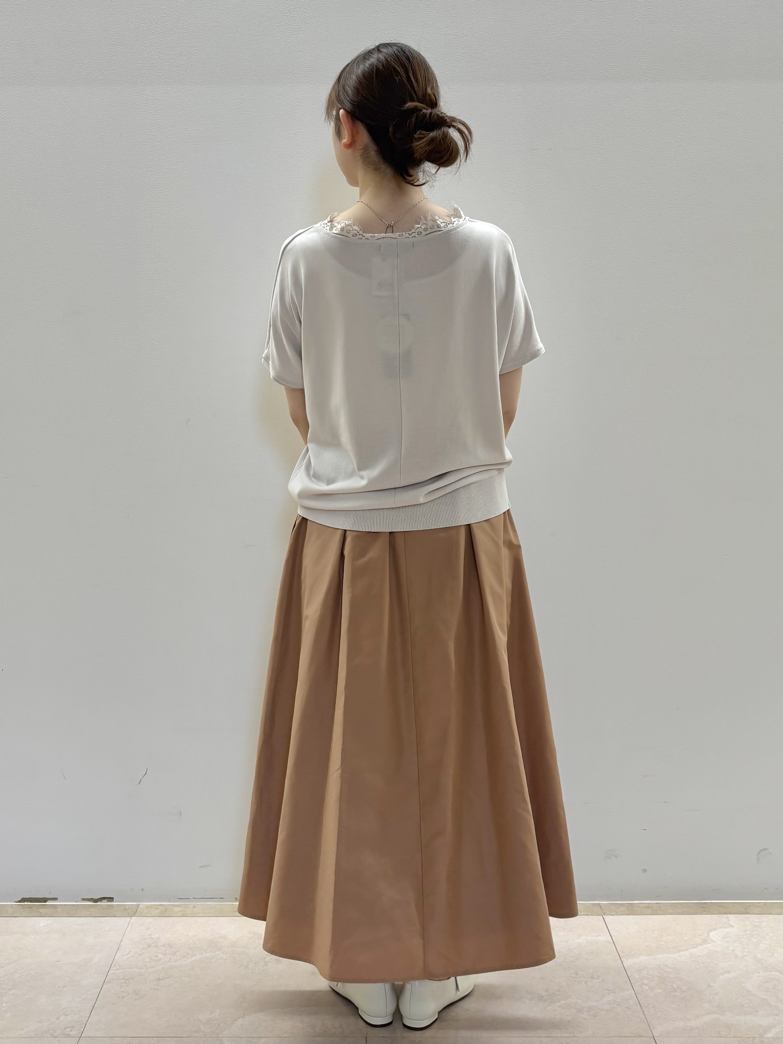 Satoさんの「Reflect｜【二の腕カバー／手洗い可】ネックレース フレンチスリーブニット」を使ったコーディネート