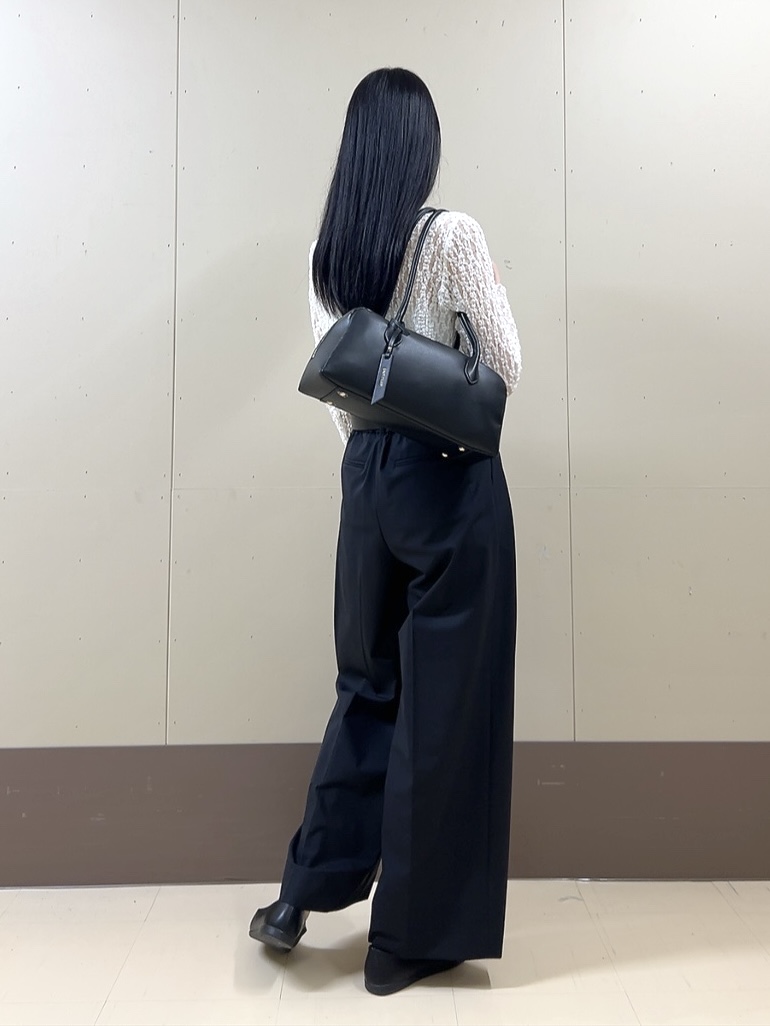 sechiさんの「UNTITLED｜【羽織りのインナーに】レースプルオーバー」を使ったコーディネート