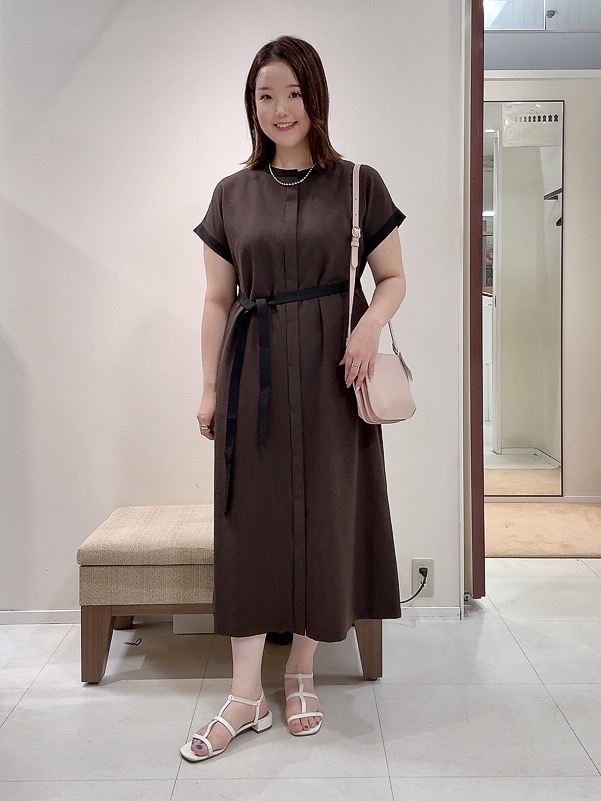 YUIさんの「UNTITLED｜【接触冷感/UVカット/イージーケア】配色ラインワンピース」を使ったコーディネート