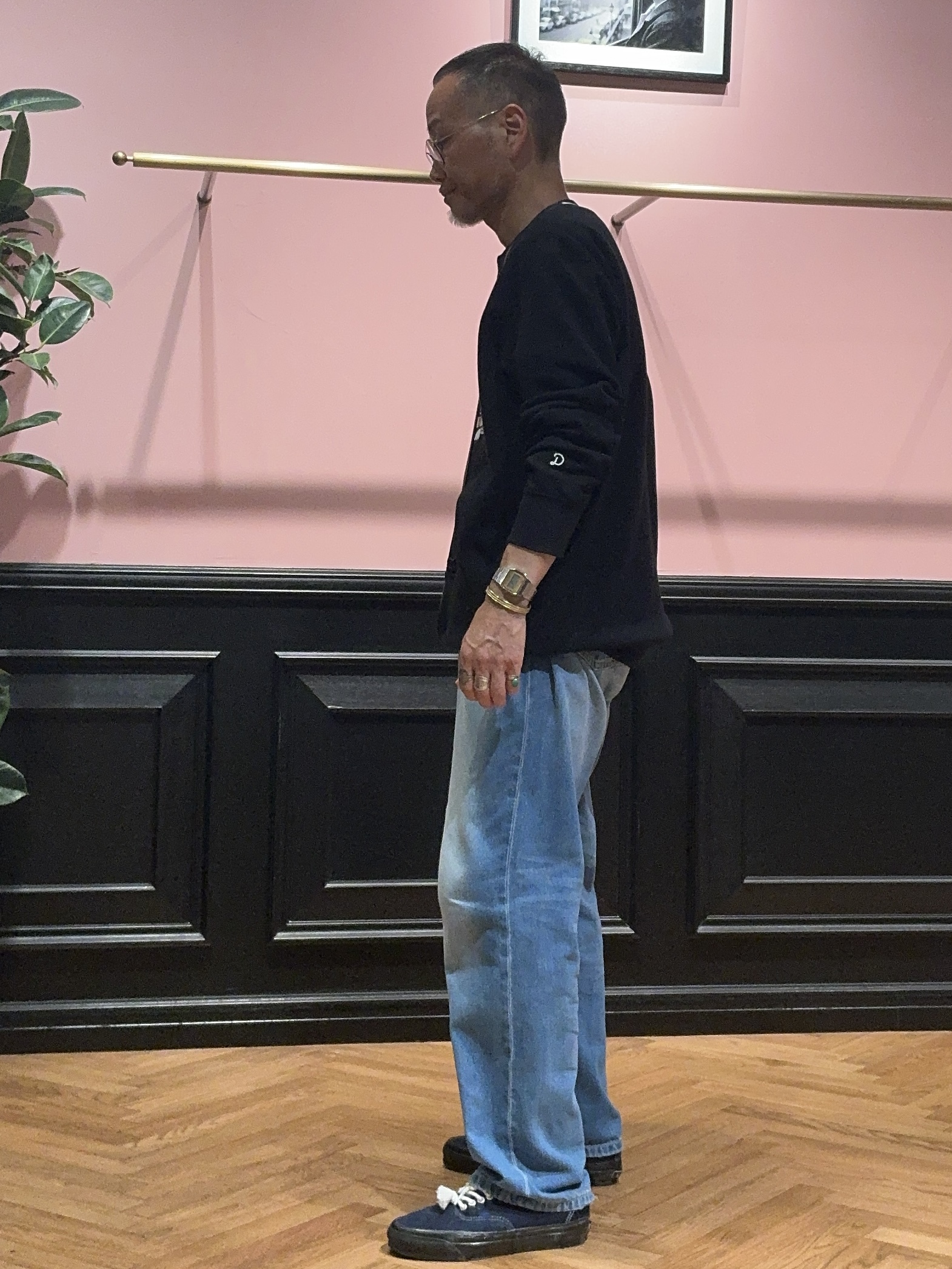 torigoeさんの「DRESSTERIOR｜ミサイルキャット 裏起毛スウェットクルーネックTシャツ」を使ったコーディネート
