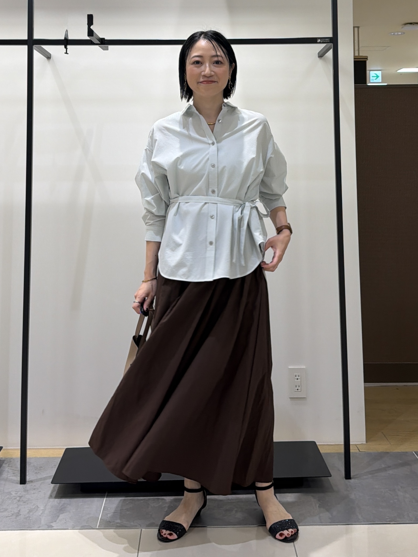 shihoさんの「INDIVI｜【洗える／UVケア／ベルト付】サッカー素材シャツ」を使ったコーディネート