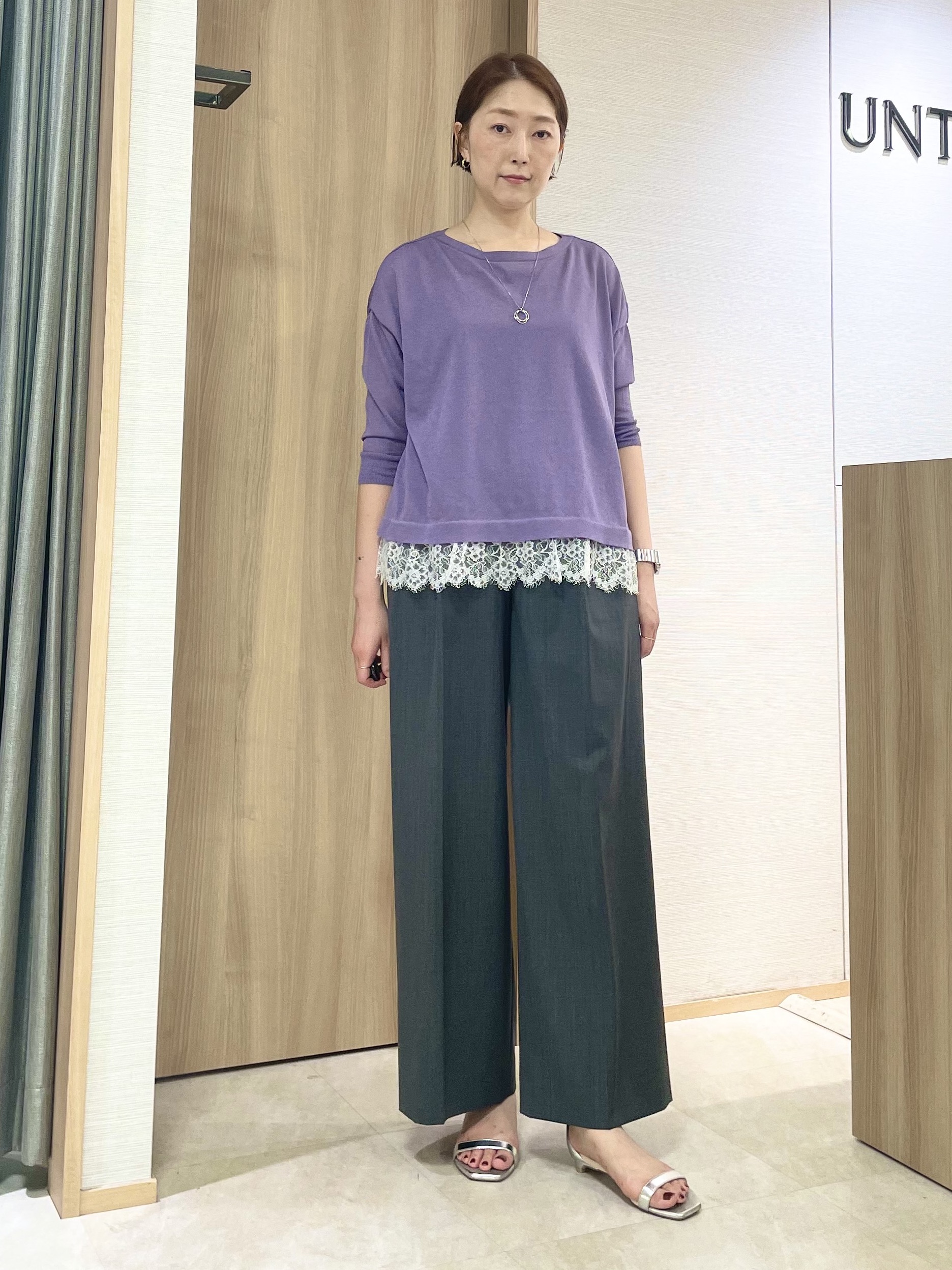 aliceさんの「UNTITLED｜レースドッキングニットプルオーバー」を使ったコーディネート