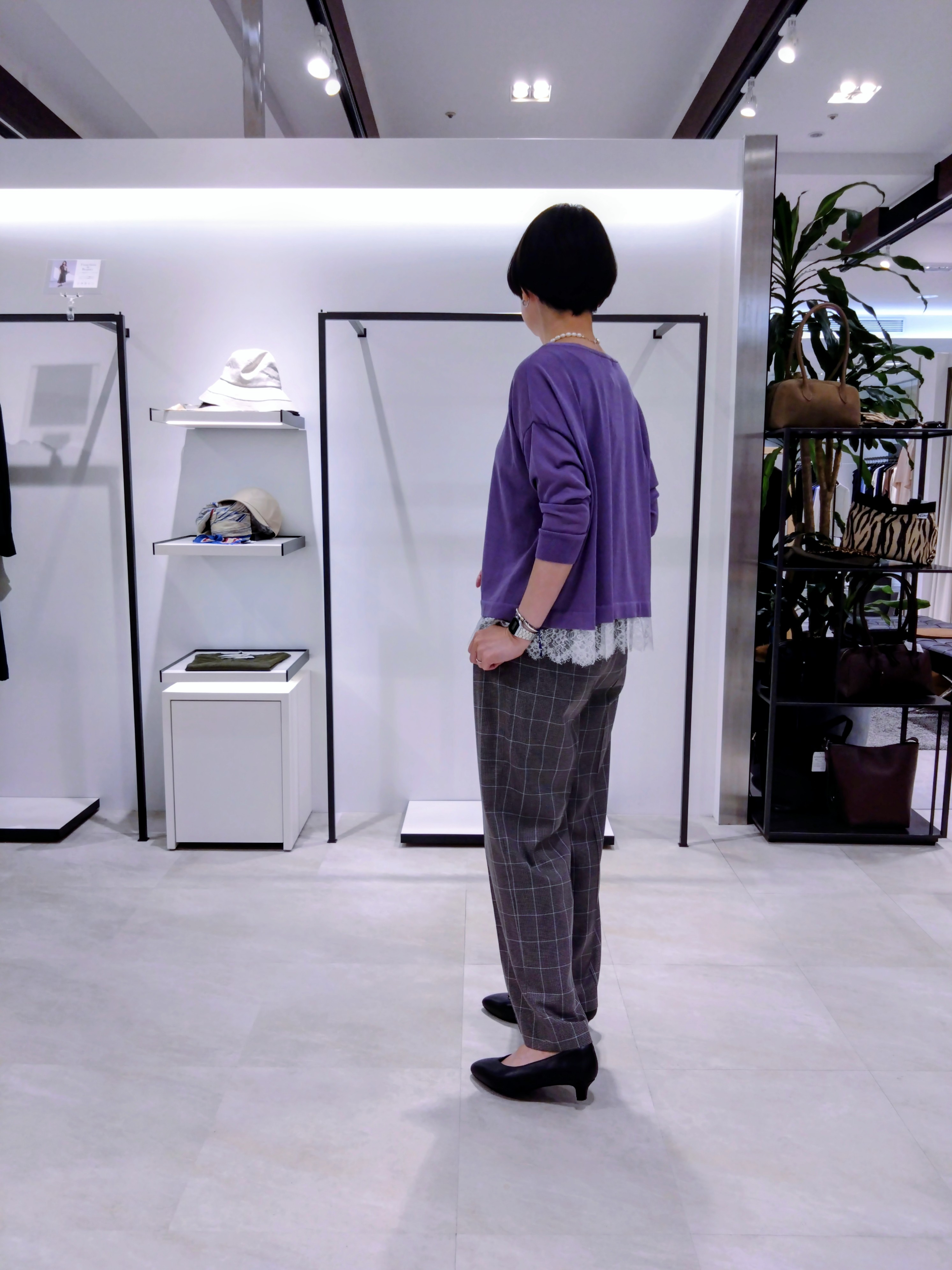 まちこさんの「UNTITLED｜【一枚で着映え】レースドッキングニットプルオーバー」を使ったコーディネート