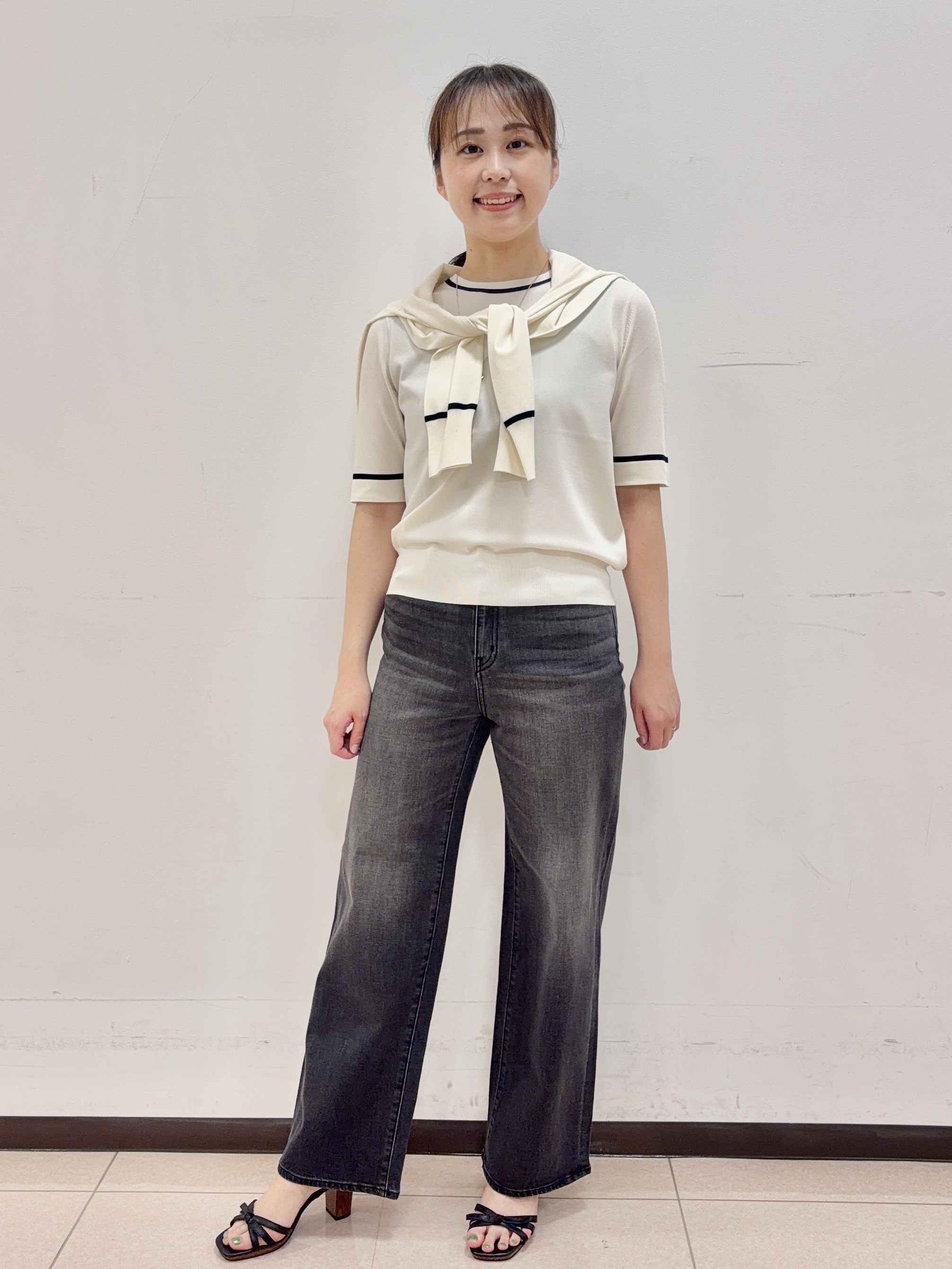 りおさんの「UNTITLED｜【アンサンブル可/きれいめ/通勤】コンパクト5分袖ニット」を使ったコーディネート