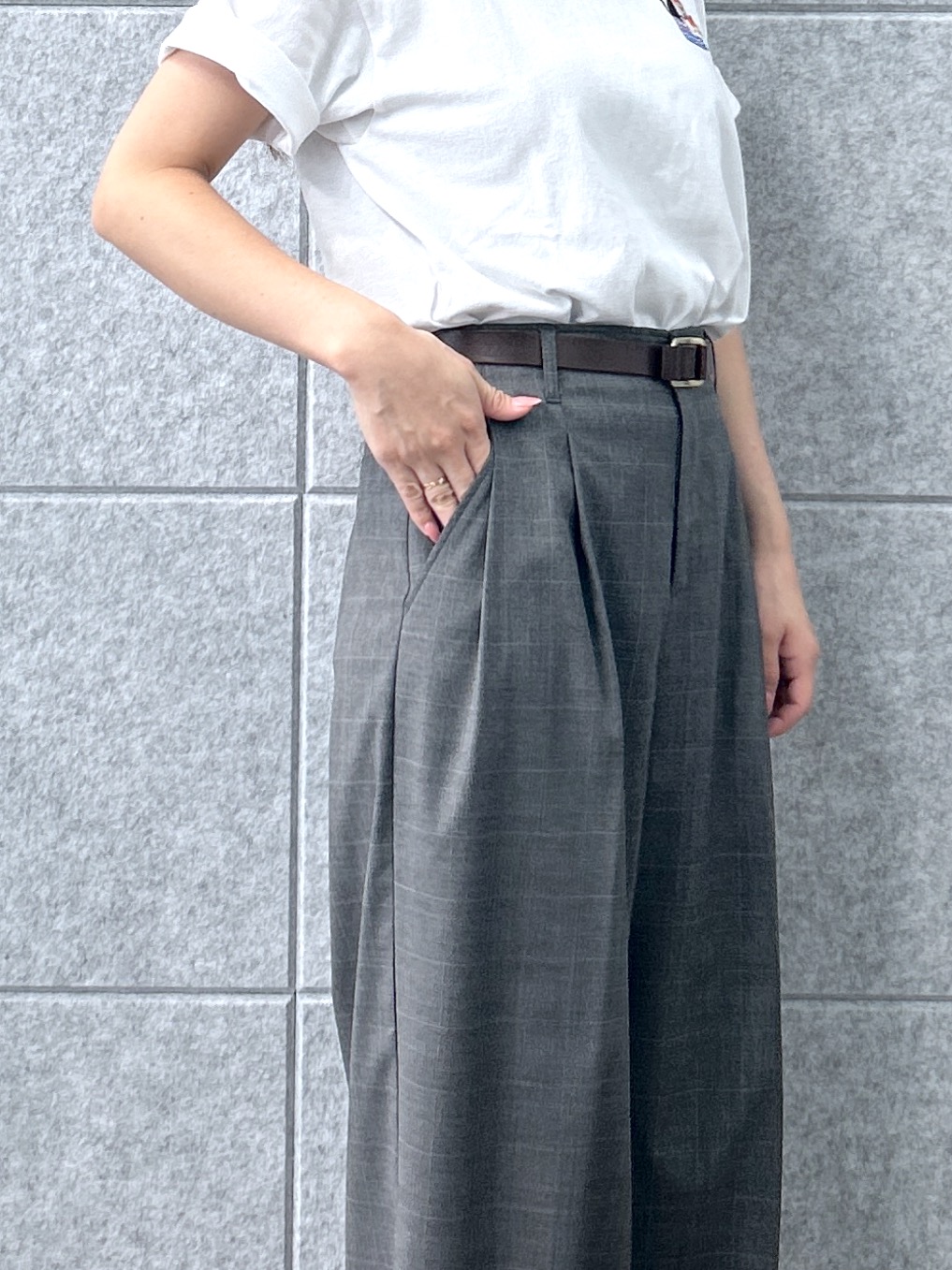 Kaiさんの「Dessin｜UMAO&times;Dessinコラボ 刺繍Tシャツ」を使ったコーディネート