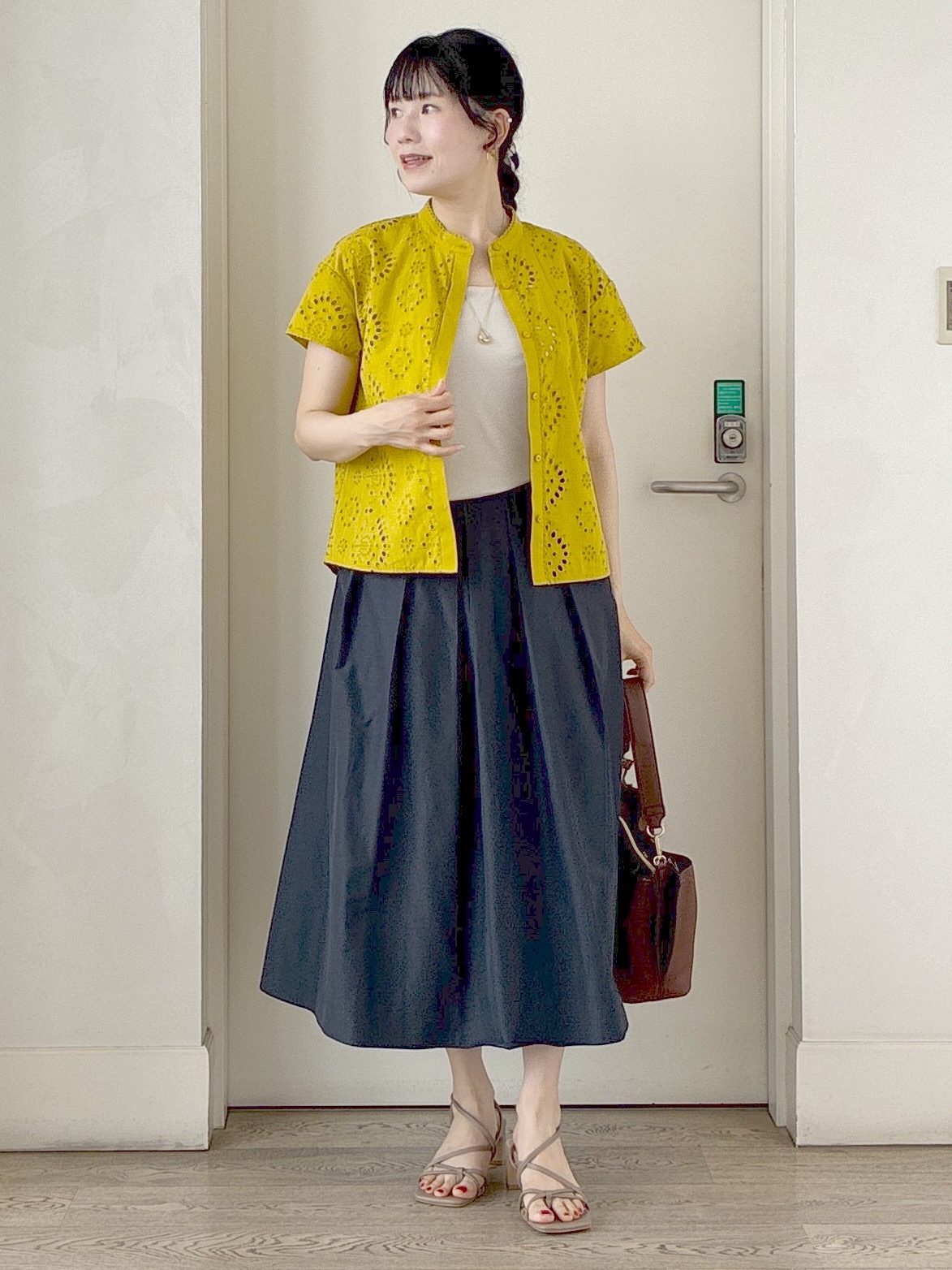  beni_gingerさんの「Reflect｜【通勤◎】カットワーク刺繍レース シャツブラウス」を使ったコーディネート