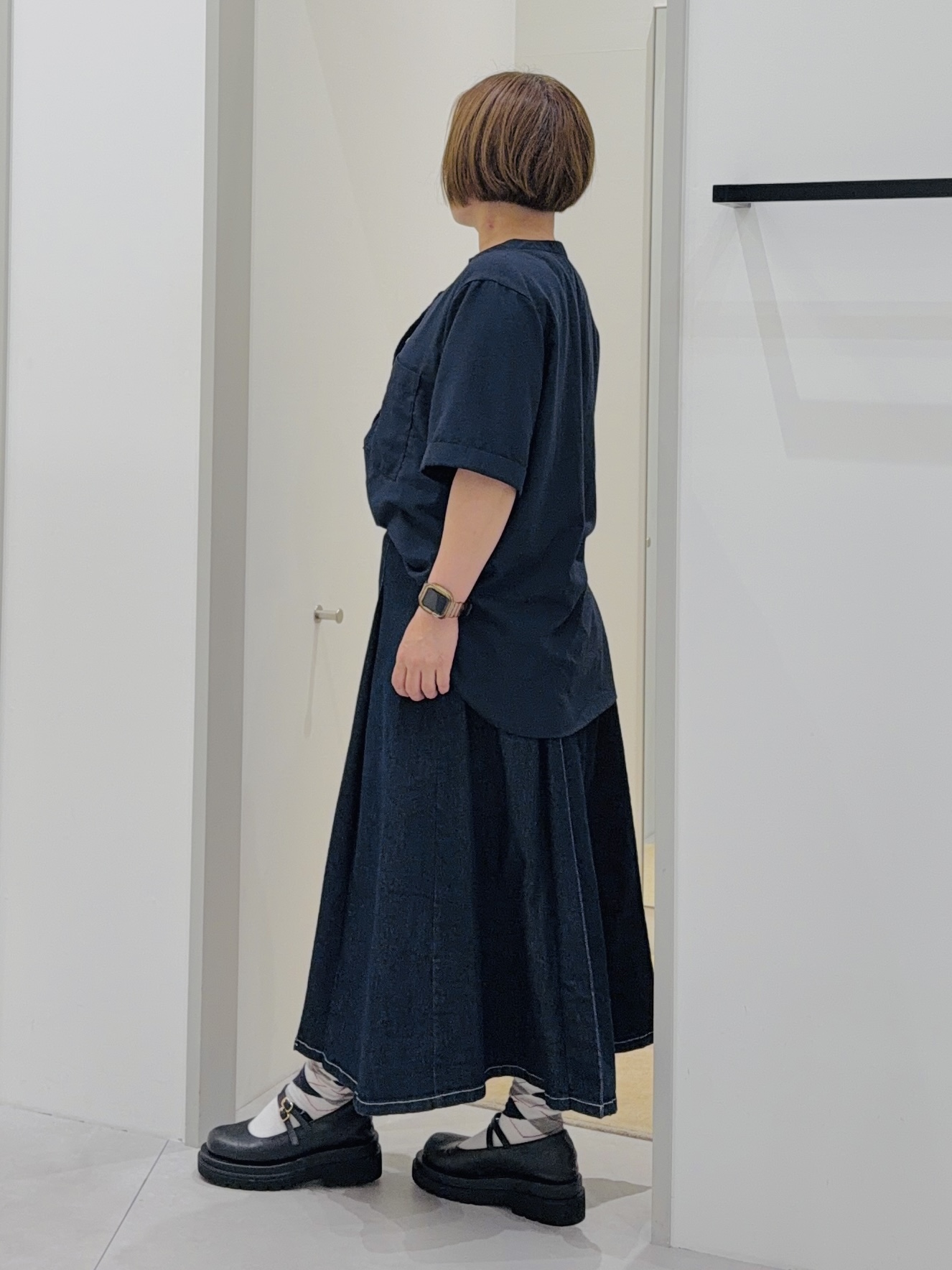 タナさんの「THE SHOP TK｜【M-XL/秋始めにちょうどいい】細見え5分袖Wポケットシャツ」を使ったコーディネート