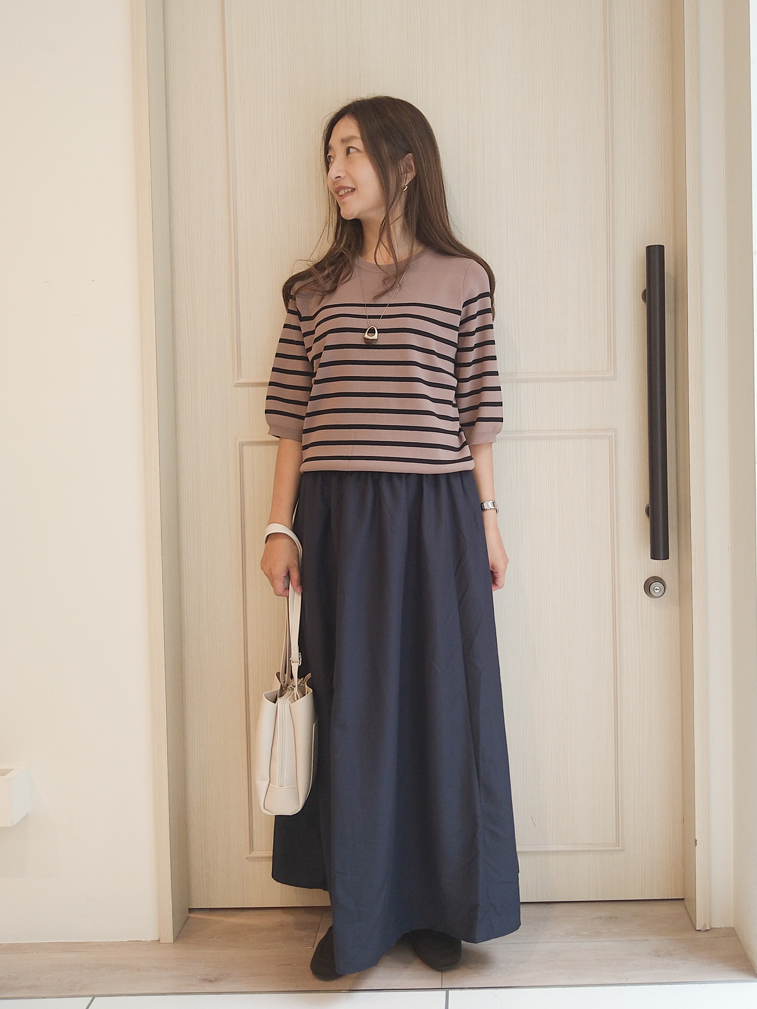 mi-saさんの「SHOO･LA･RUE｜【ガンガン洗える/毛玉になりにくい】二の腕見せない 5分袖ニット」を使ったコーディネート