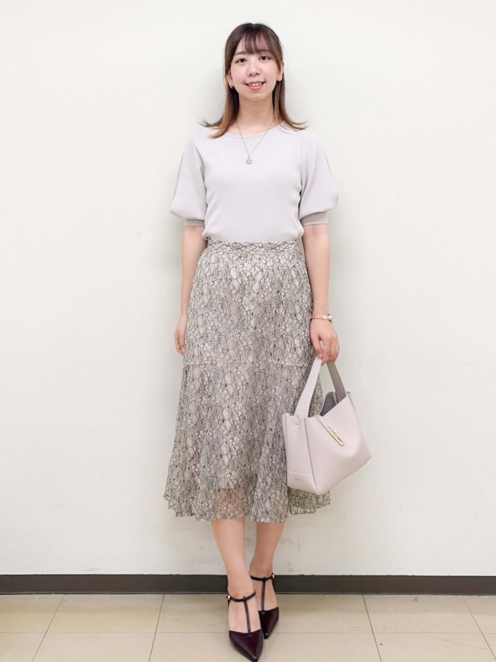 yurinaさんの「index｜【接触冷感／UVケア】クールタッチラップスリーブニット《洗濯機OK／XS～3L／9col》」を使ったコーディネート