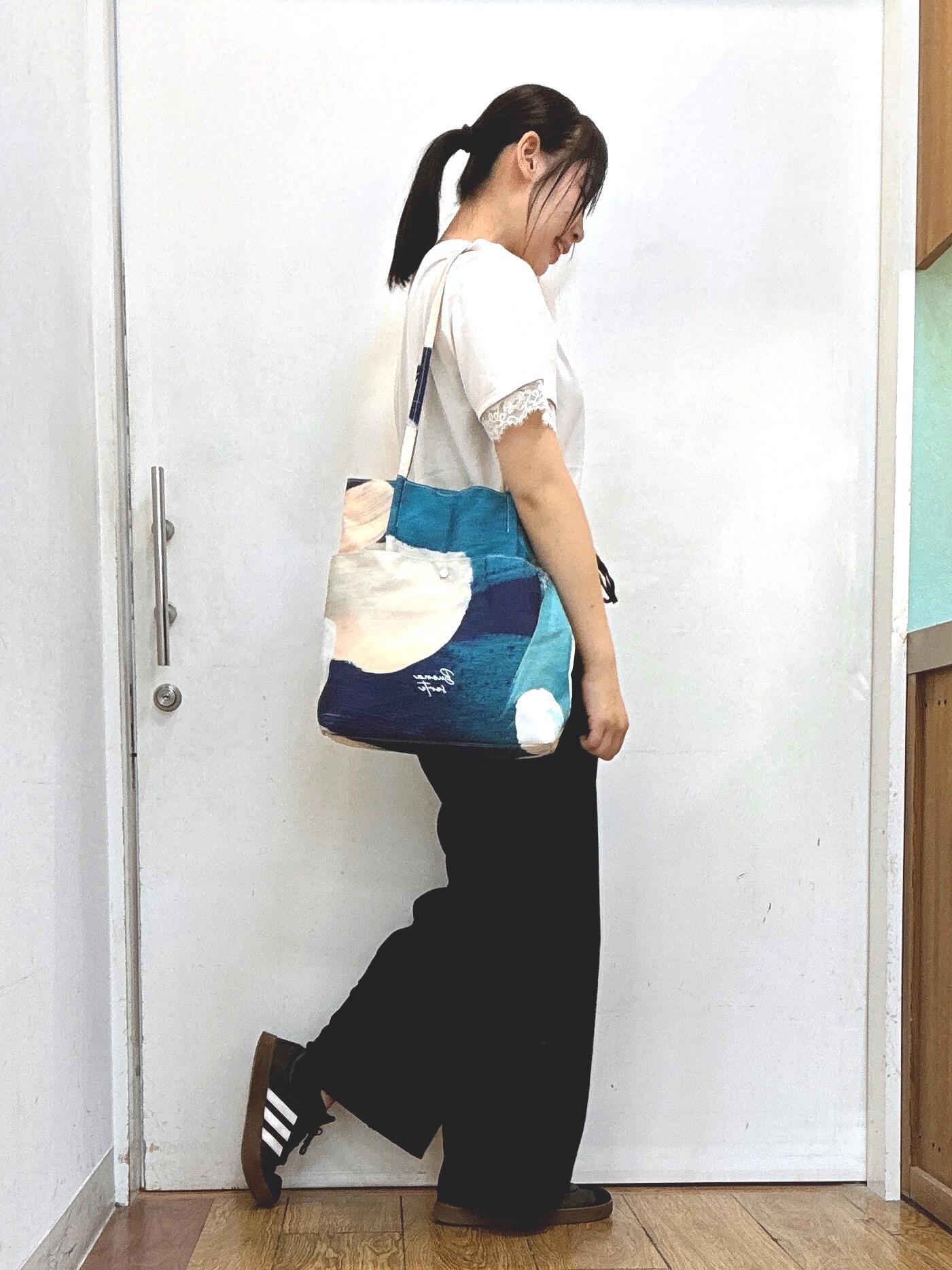 Karinさんの「SHOO･LA･RUE｜【UV/S-LL/洗濯機可】柄アソート お袖レースが旬顔 上品に決まる大人Tシャツ」を使ったコーディネート