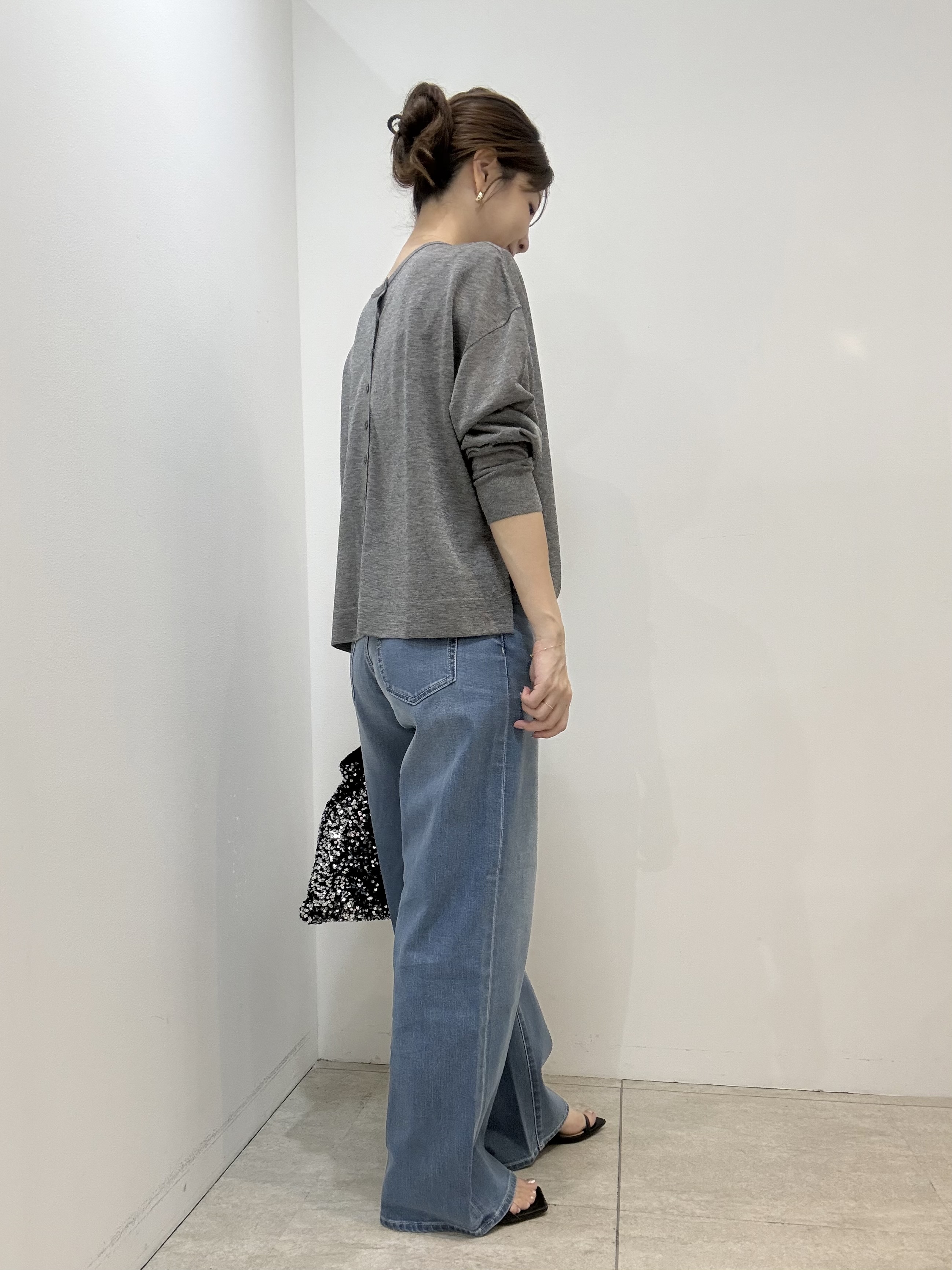 かなえさんの「UNTITLED｜【アンサンブル可/秋羽織り/シアー】前後2WAYカーディガン」を使ったコーディネート