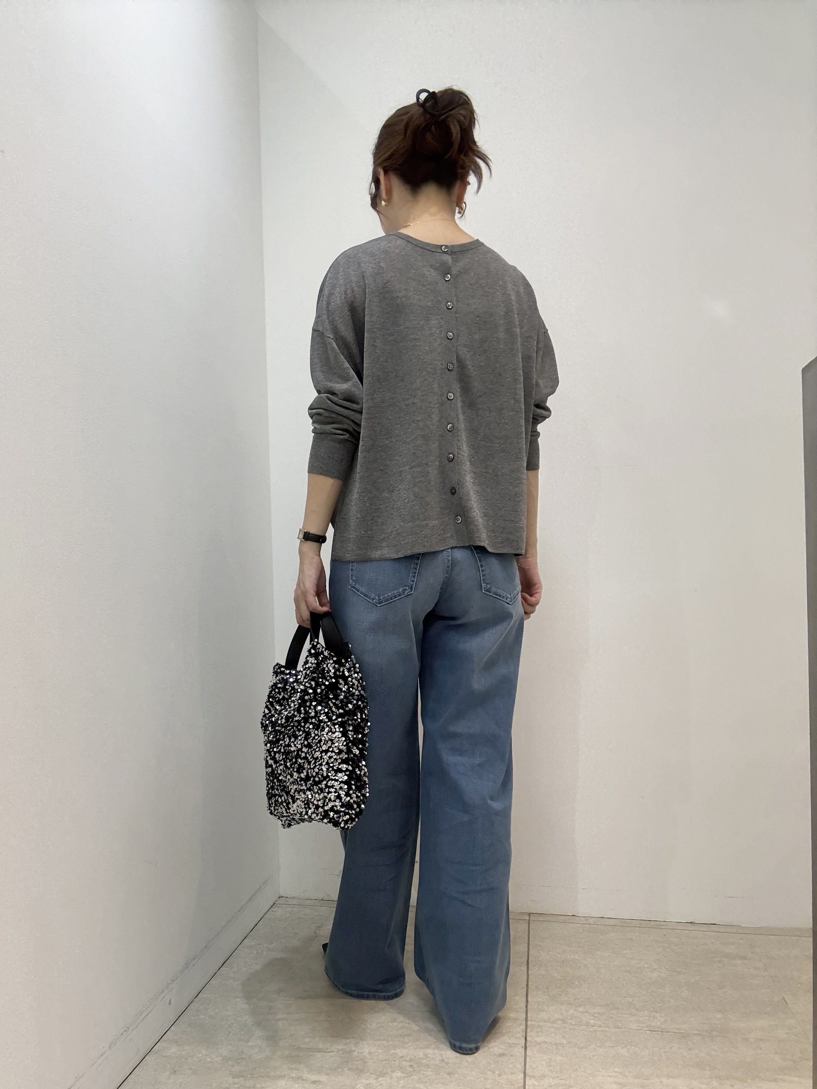 かなえさんの「UNTITLED｜【アンサンブル可/秋羽織り/シアー】前後2WAYカーディガン」を使ったコーディネート
