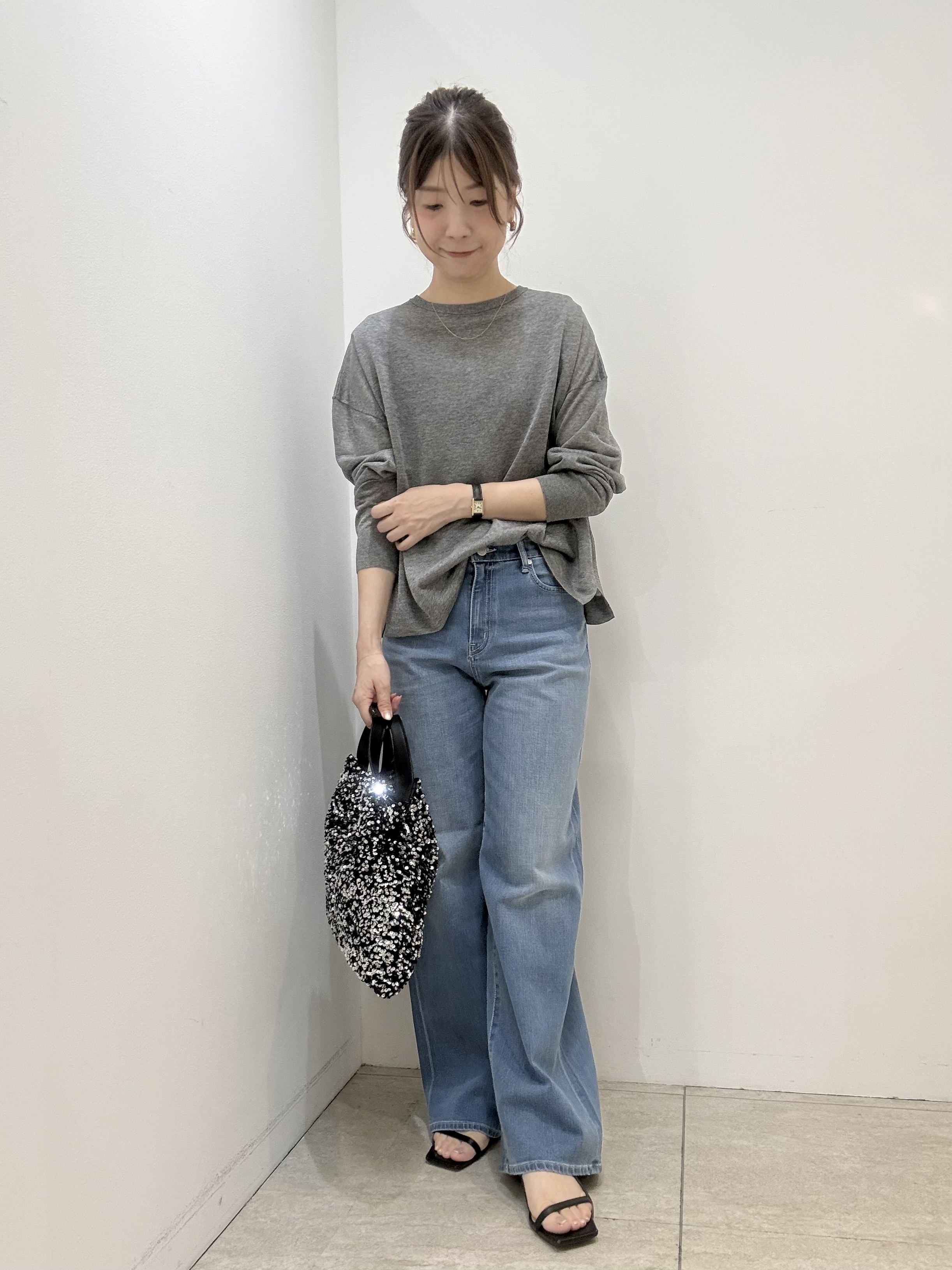かなえさんの「UNTITLED｜【アンサンブル可/秋羽織り/シアー】前後2WAYカーディガン」を使ったコーディネート