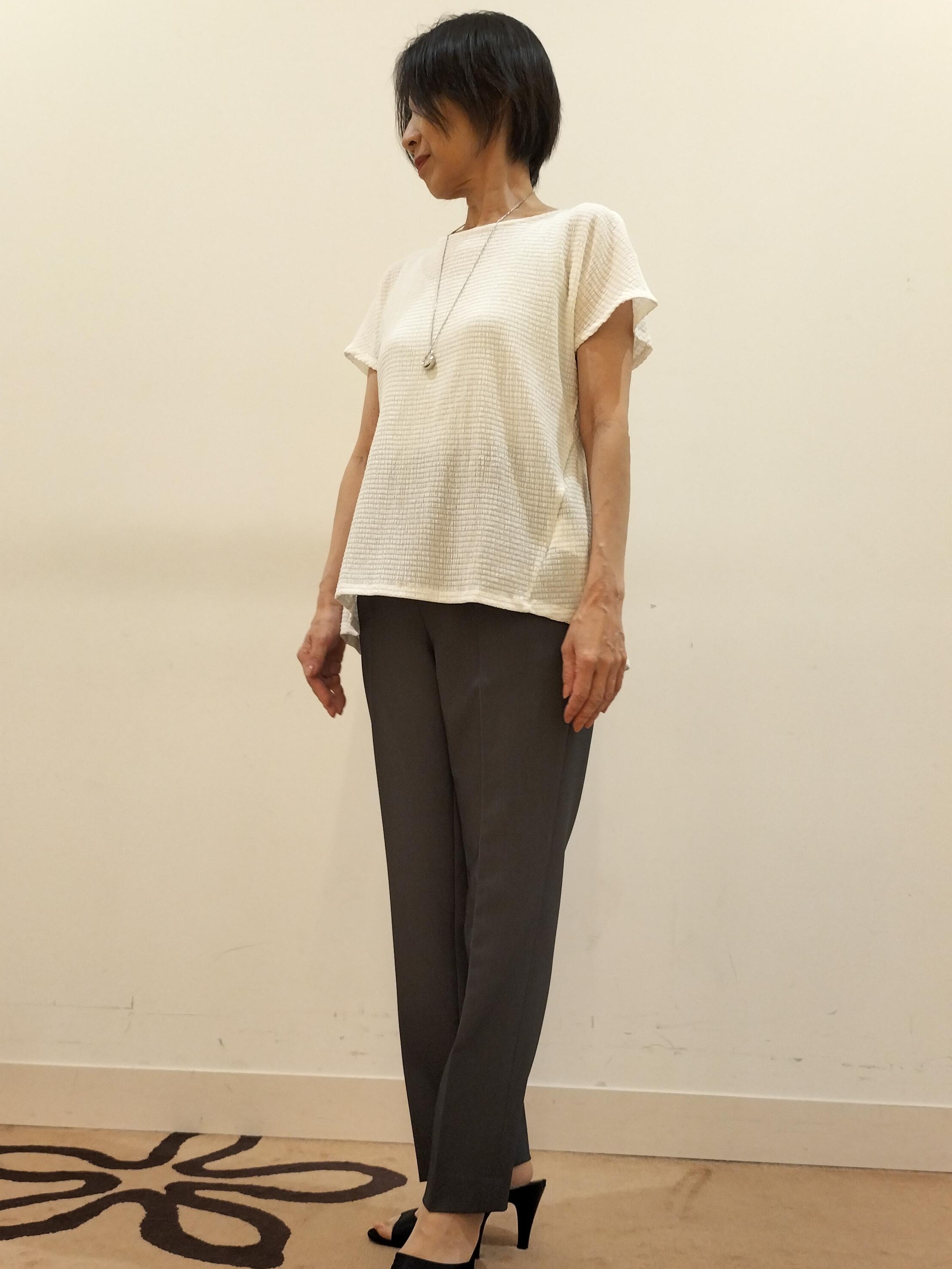 jamさんの「Reflect｜【腰まわりカバー／手洗い可】ペプラムプルオーバー」を使ったコーディネート