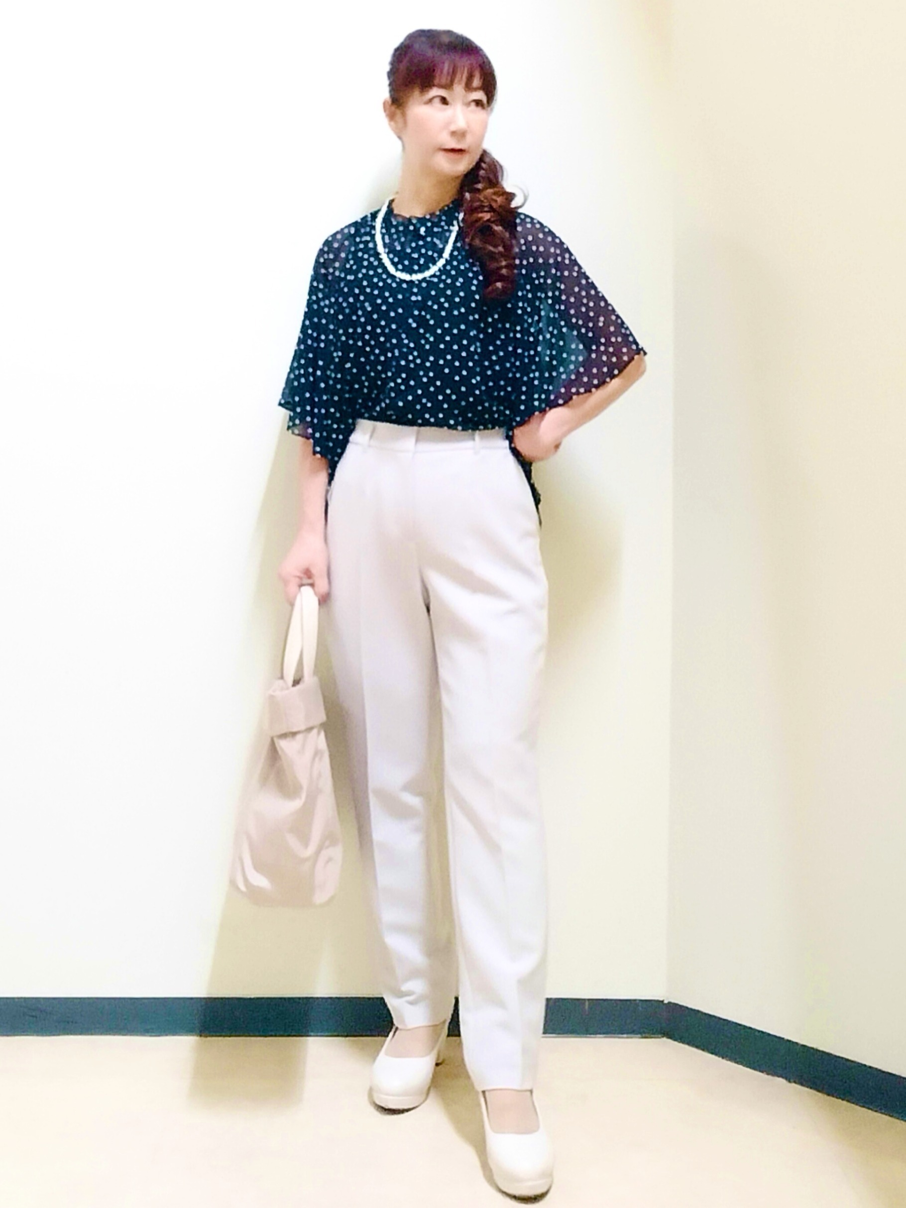花さんの「Reflect｜【セットアップ／手洗い可】ドット柄シアーブラウス」を使ったコーディネート