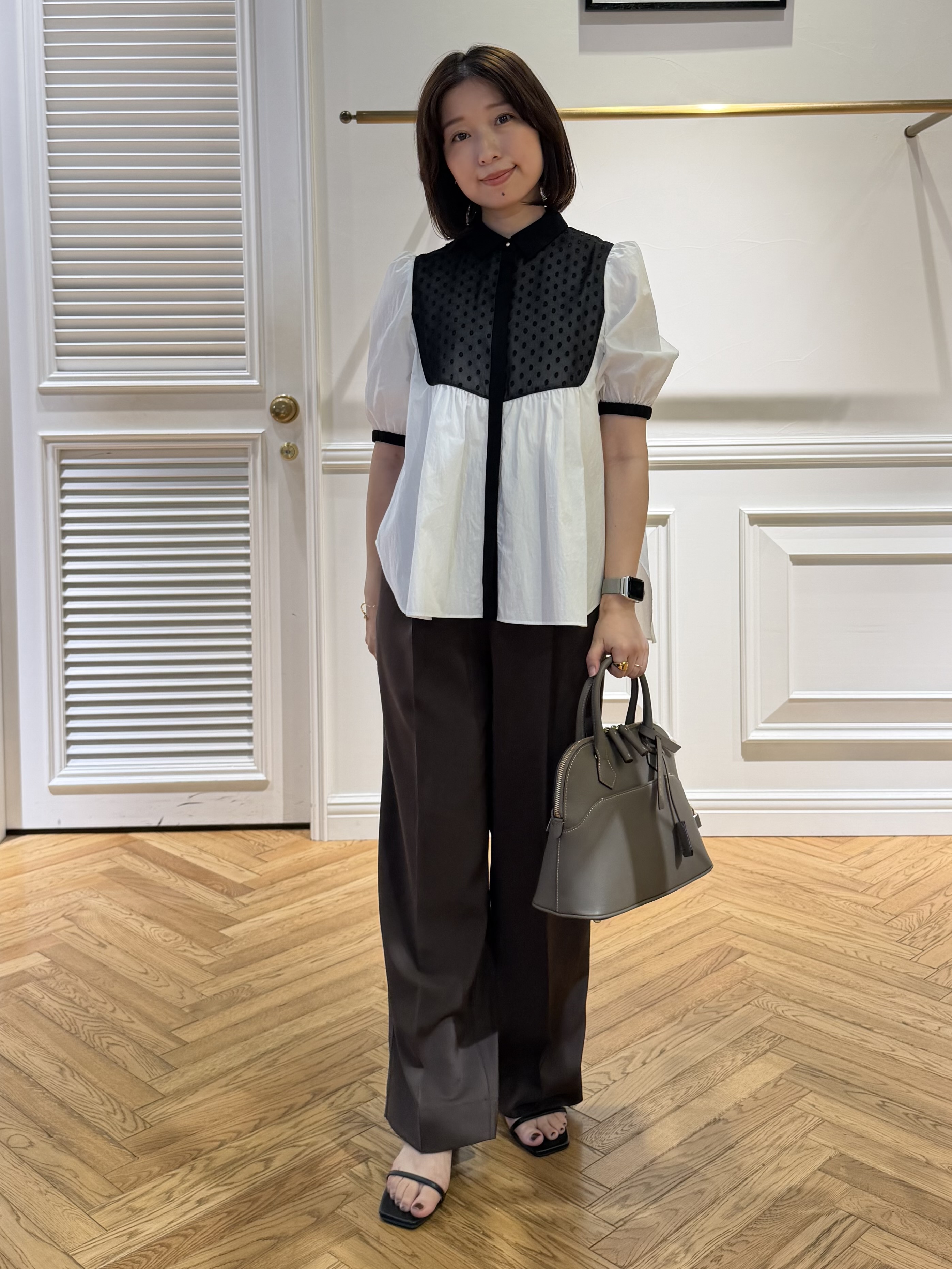 つじ まこさんの「DRESSTERIOR｜【着映え】ブザム チュニックブラウス」を使ったコーディネート