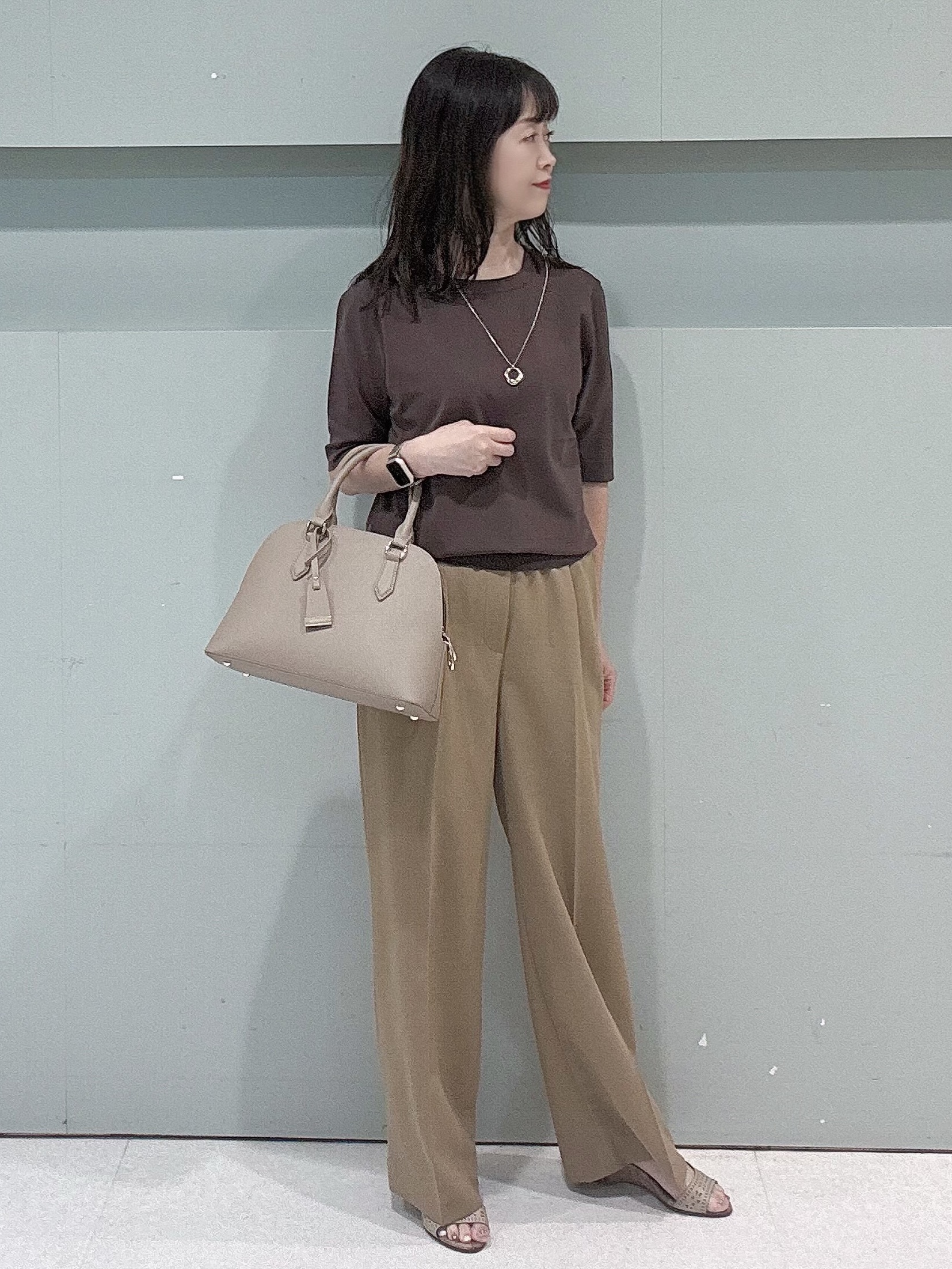 makiさんの「UNTITLED｜【アンサンブル可能/秋羽織り】コンパクトニットカーディガン」を使ったコーディネート