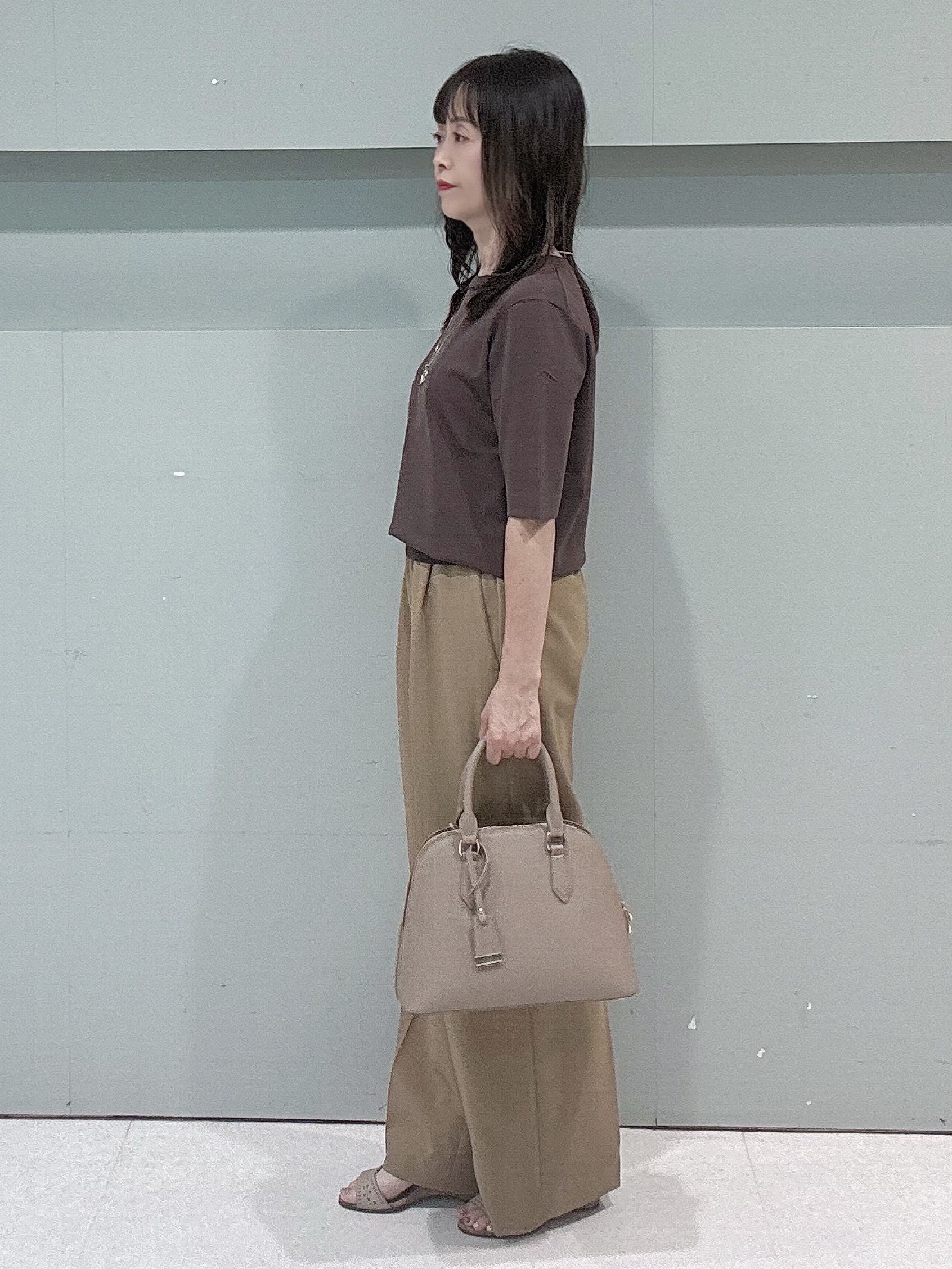 makiさんの「UNTITLED｜【アンサンブル可能/秋羽織り】コンパクトニットカーディガン」を使ったコーディネート