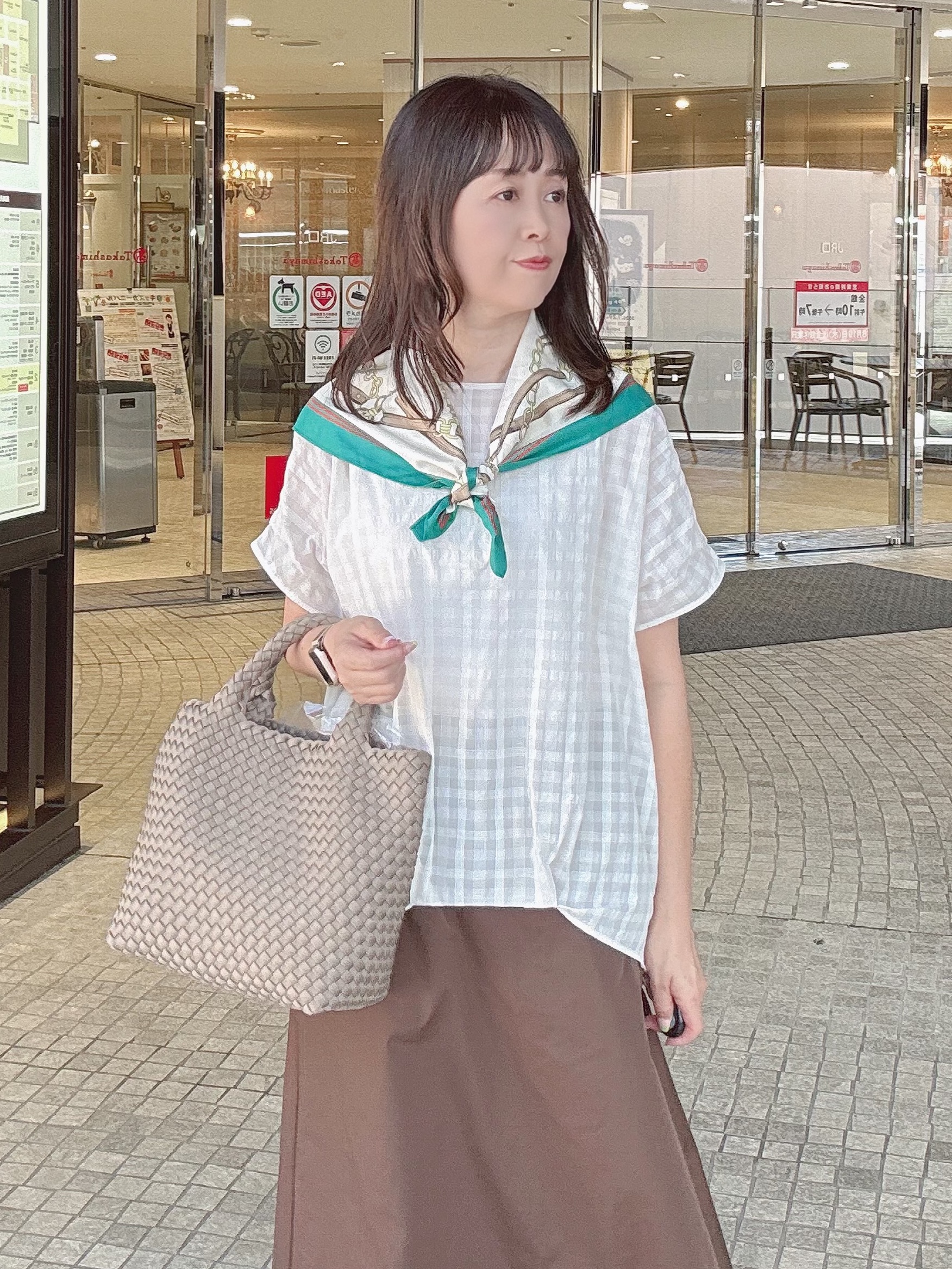 makiさんの「UNTITLED｜【秋めきシャツ/体型カバー】シアーチェックブラウス」を使ったコーディネート