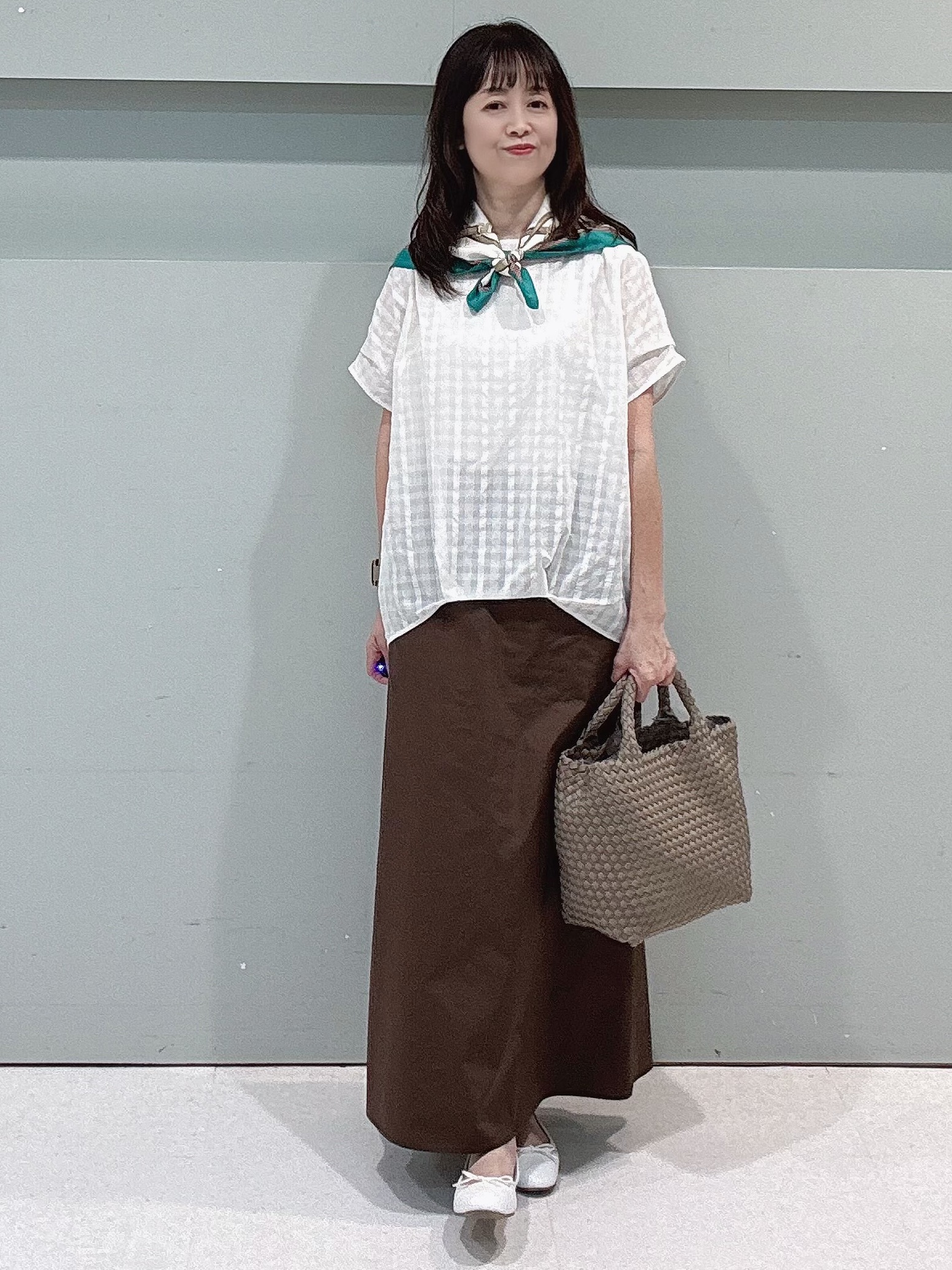 makiさんの「UNTITLED｜【秋めきシャツ/体型カバー】シアーチェックブラウス」を使ったコーディネート