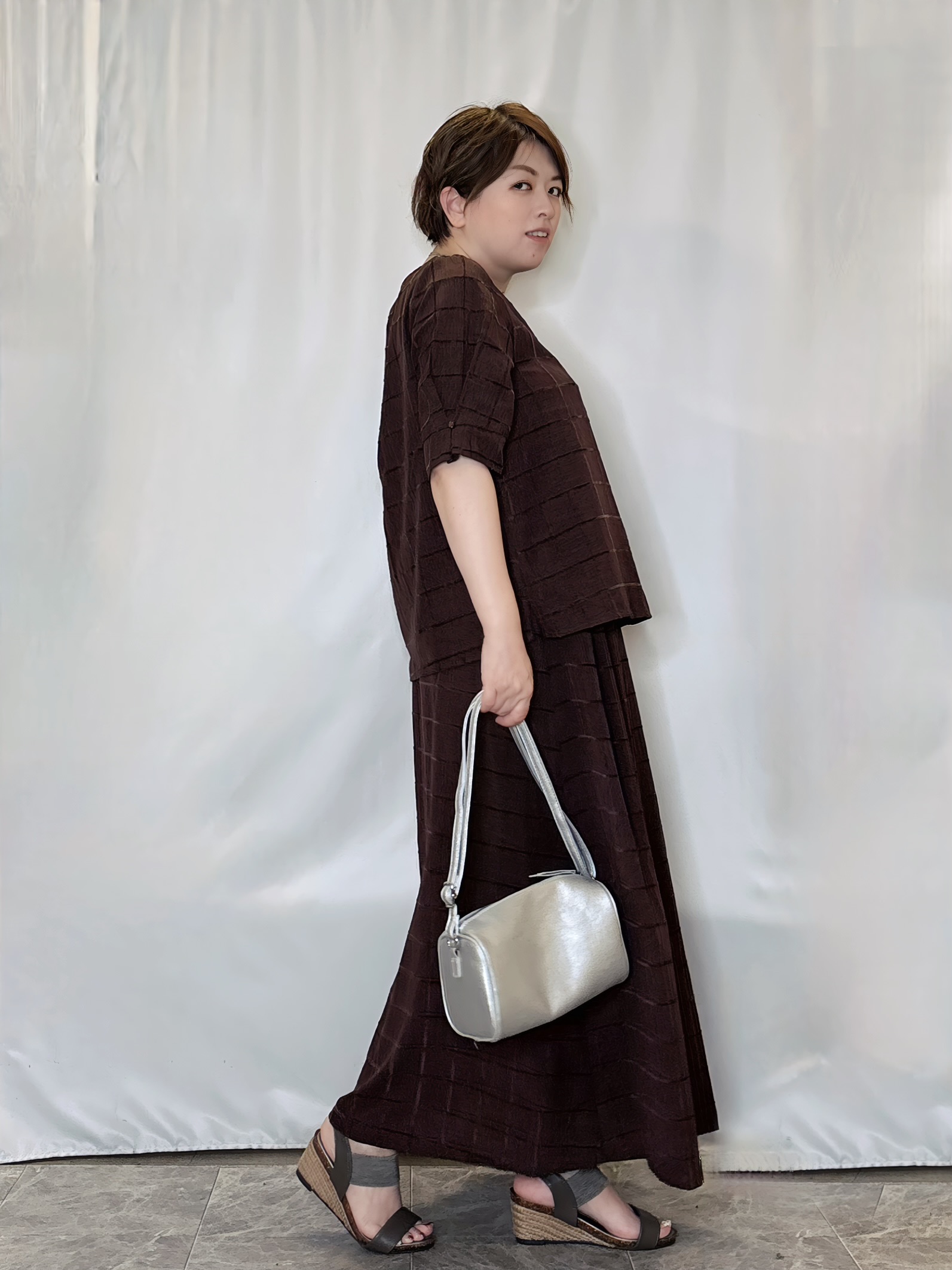たみさんの「SHOO･LA･RUE｜【セットアップ可/S-LL】1枚で秋気分 モールチェックタックスリーブ ブラウス」を使ったコーディネート