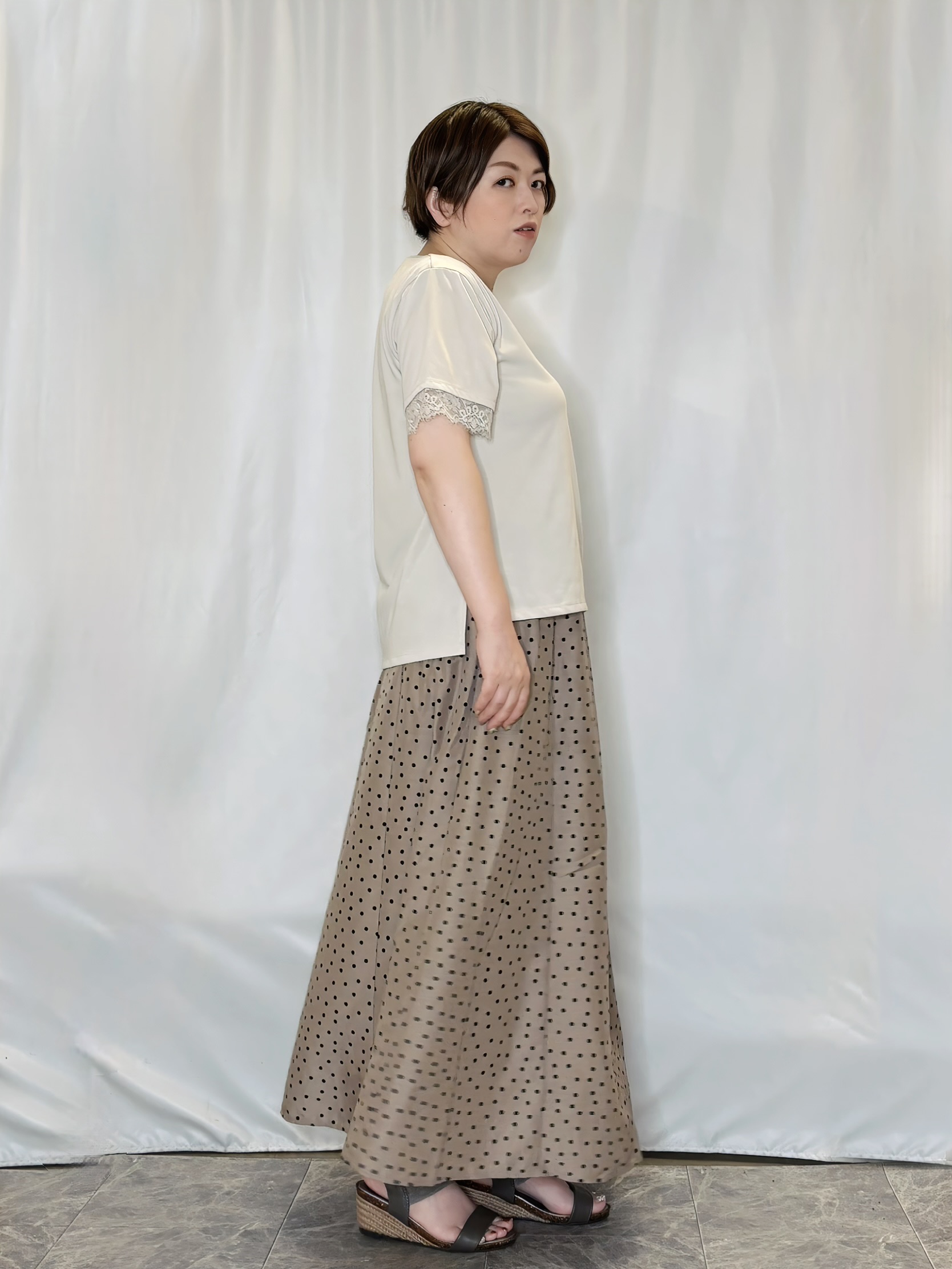 たみさんの「SHOO･LA･RUE｜【洗濯機可/S-LL】オンにもオフにも マルチに使えるボタンレスカーディガン」を使ったコーディネート