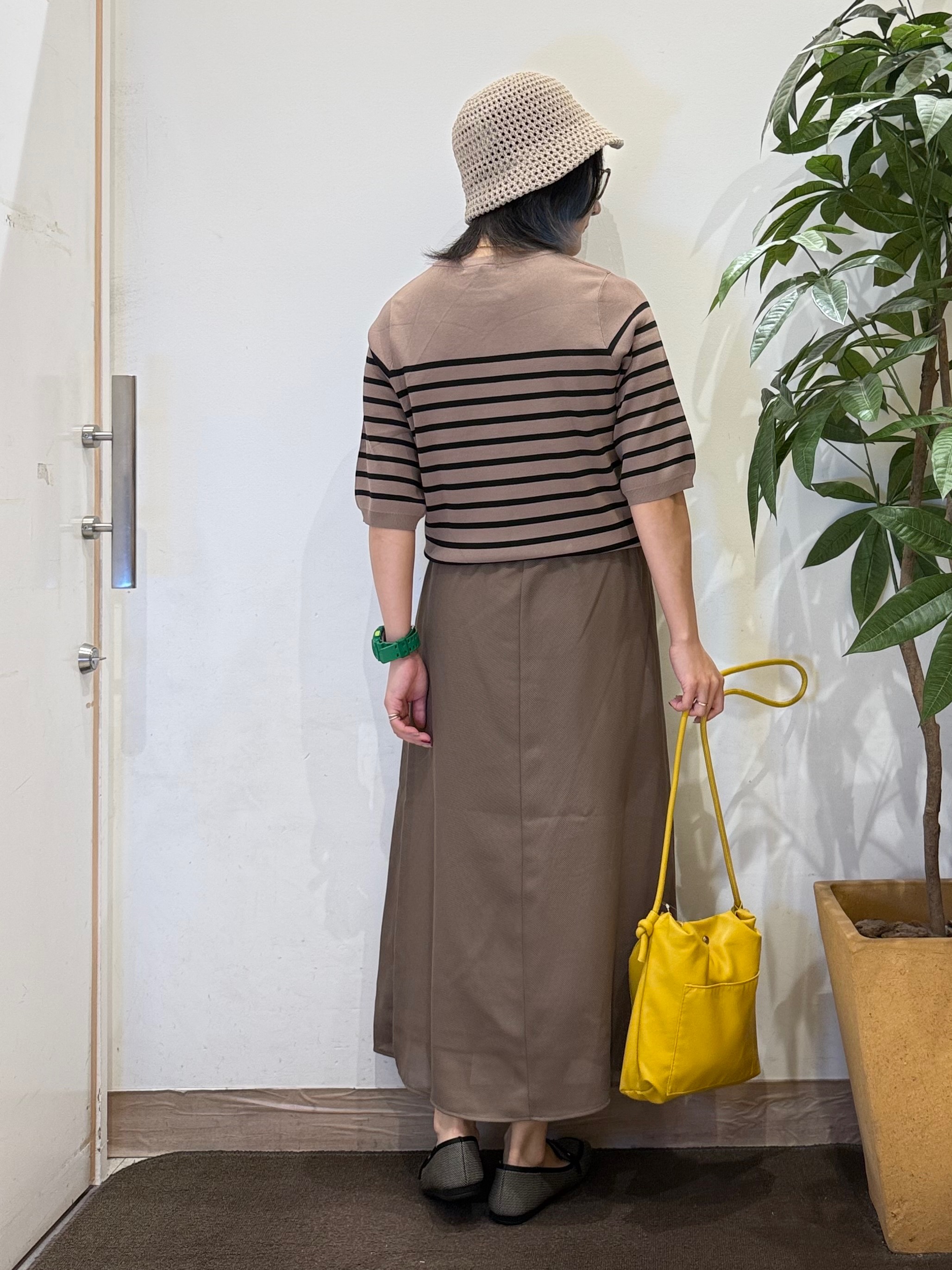misakiさんの「SHOO･LA･RUE｜【ガンガン洗える/毛玉になりにくい】二の腕見せない 5分袖ニット」を使ったコーディネート