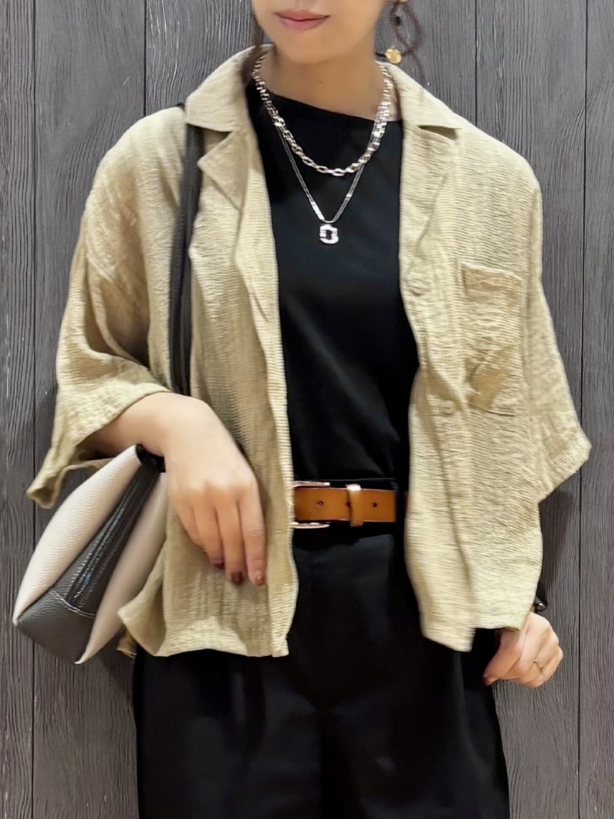 meiさんの「SHOO･LA･RUE｜【S-LL/5分袖/洗濯機可】程よい透け感 ポケット付きシャツ」を使ったコーディネート