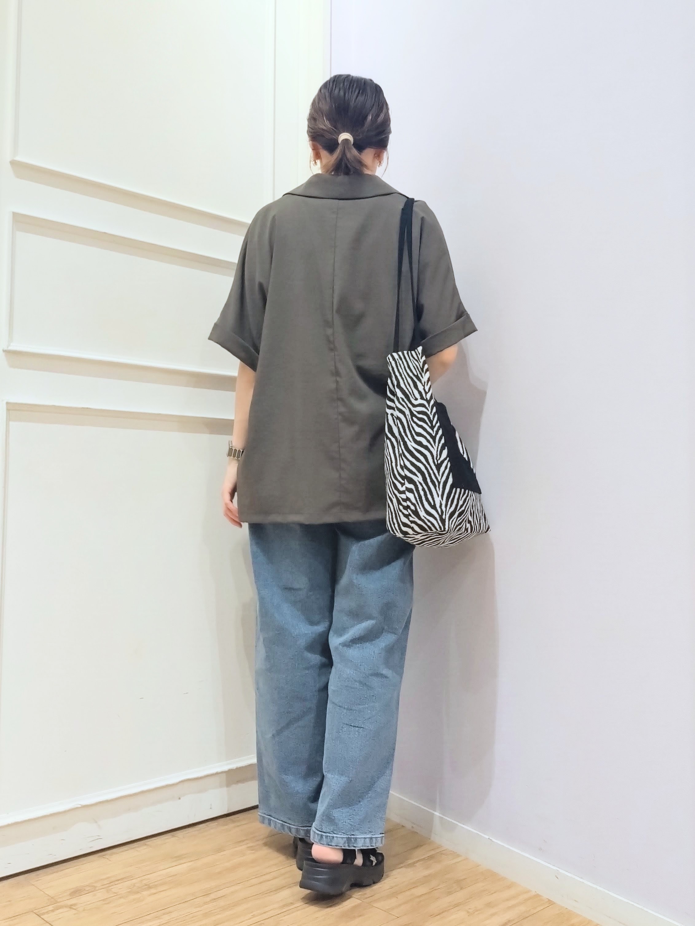 miomioさんの「SHOO･LA･RUE｜【高レビュー/洗濯機可/セットアップ可】軽凛(かろりん) 半袖ジャケット」を使ったコーディネート