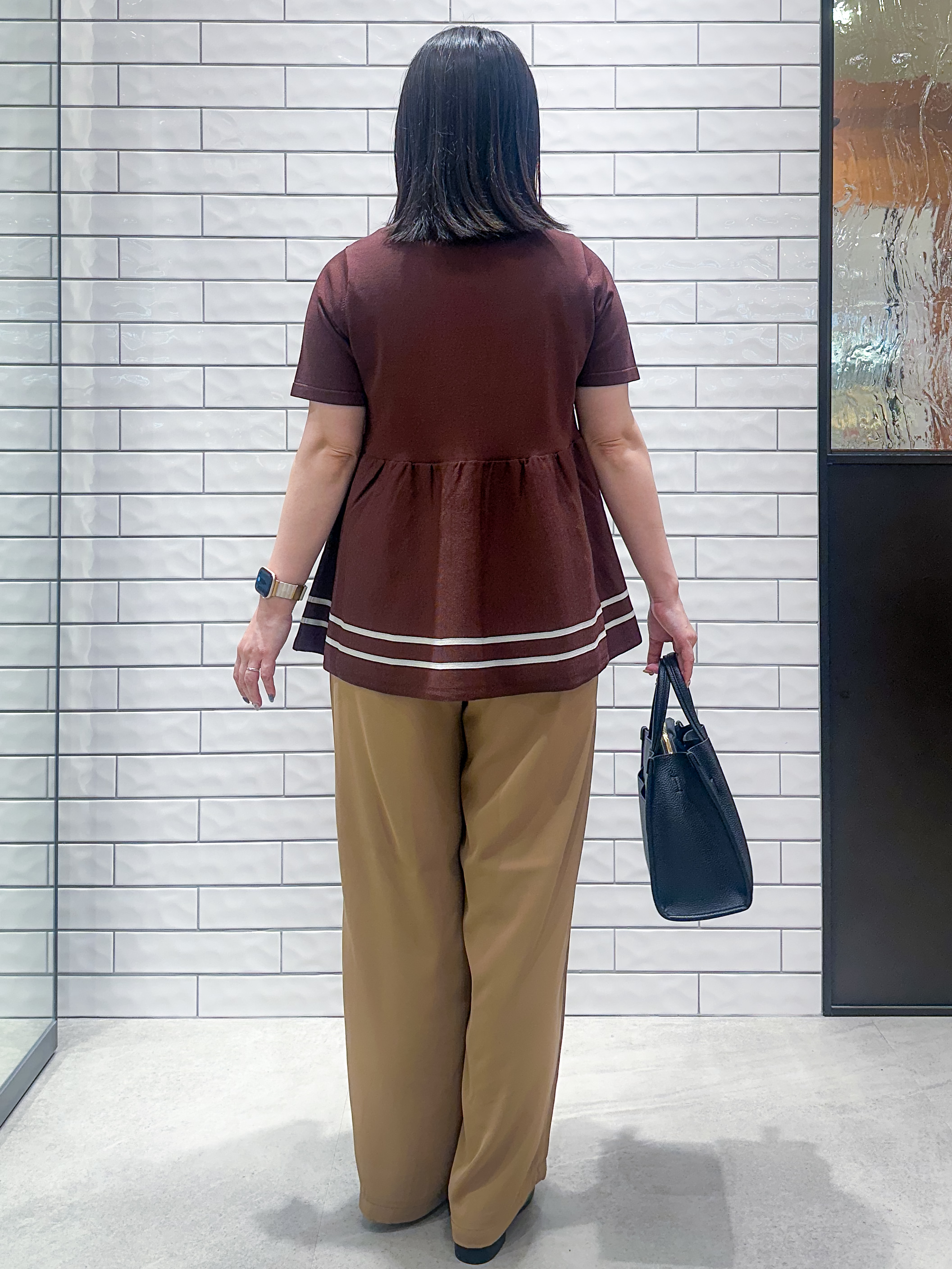 Minさんの「OPAQUE.CLIP｜【UVケア】裾ラインペプラムニット《洗濯機OK》」を使ったコーディネート