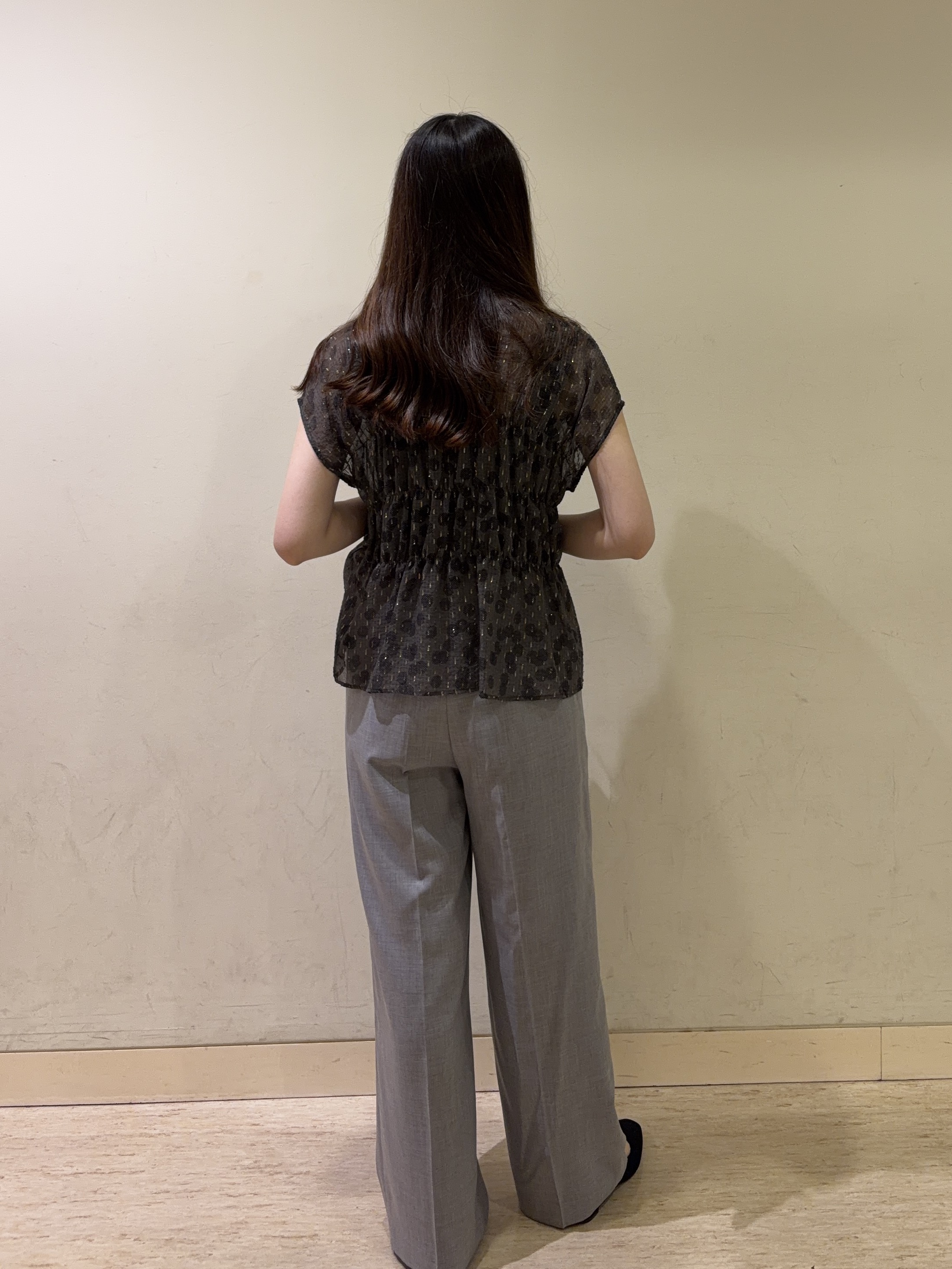 mayuさんの「UNTITLED｜【秋映え/シアー】ヴィンテージドットブラウス」を使ったコーディネート