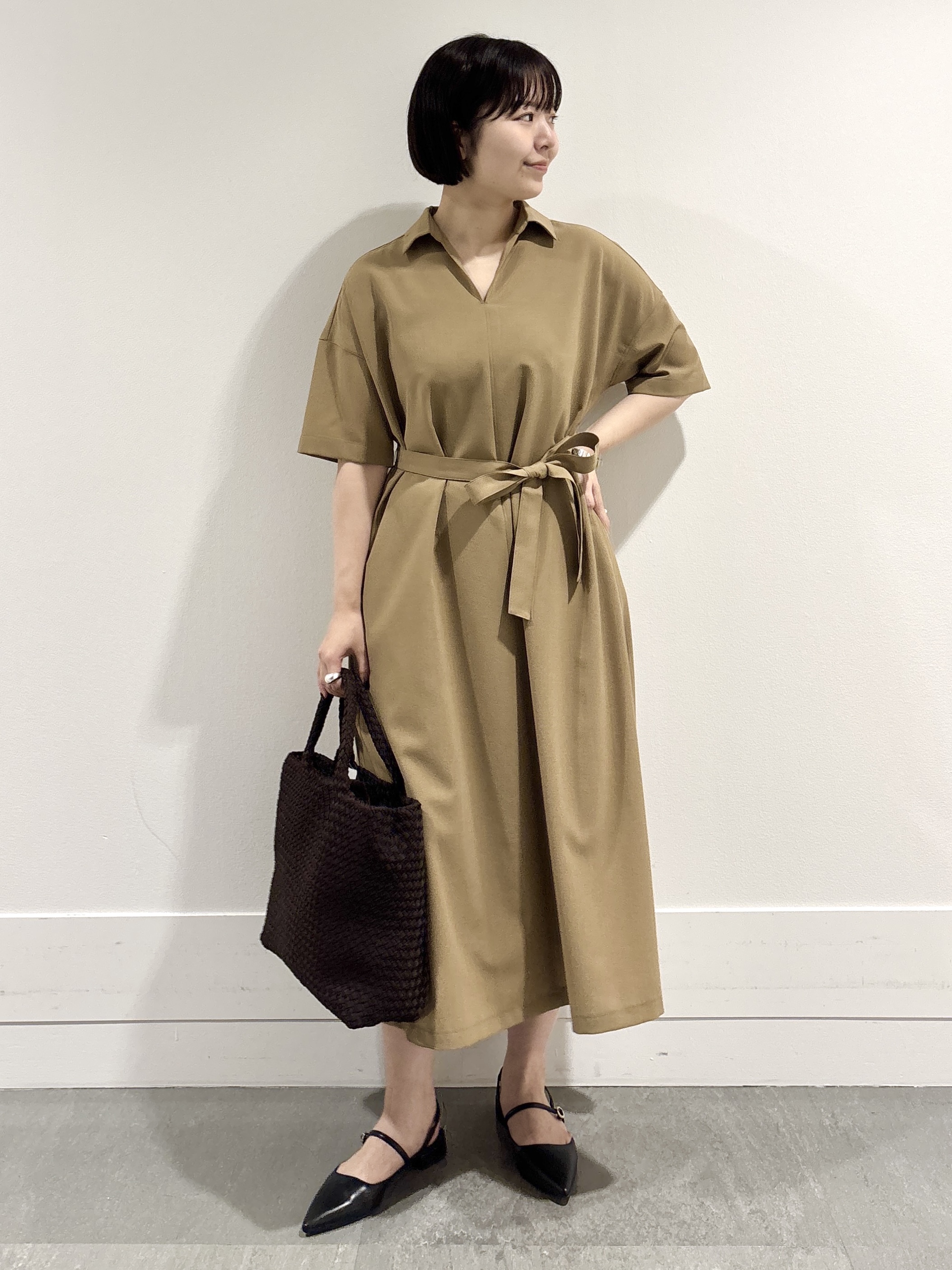 モエカさんの「UNTITLED｜【初秋も活躍/UVカット/接触冷感】エアリークールワンピース」を使ったコーディネート
