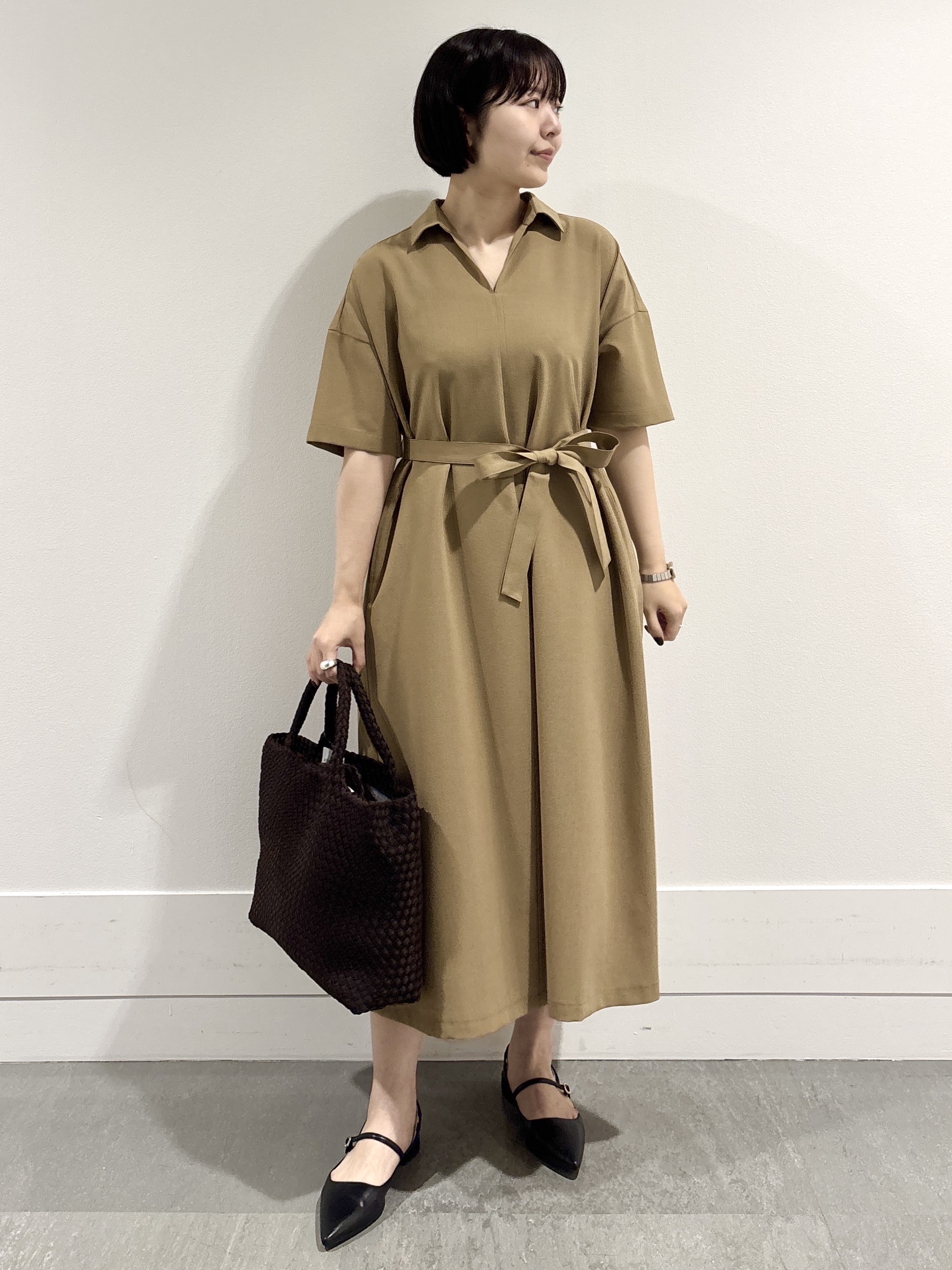 モエカさんの「UNTITLED｜【初秋も活躍/UVカット/接触冷感】エアリークールワンピース」を使ったコーディネート
