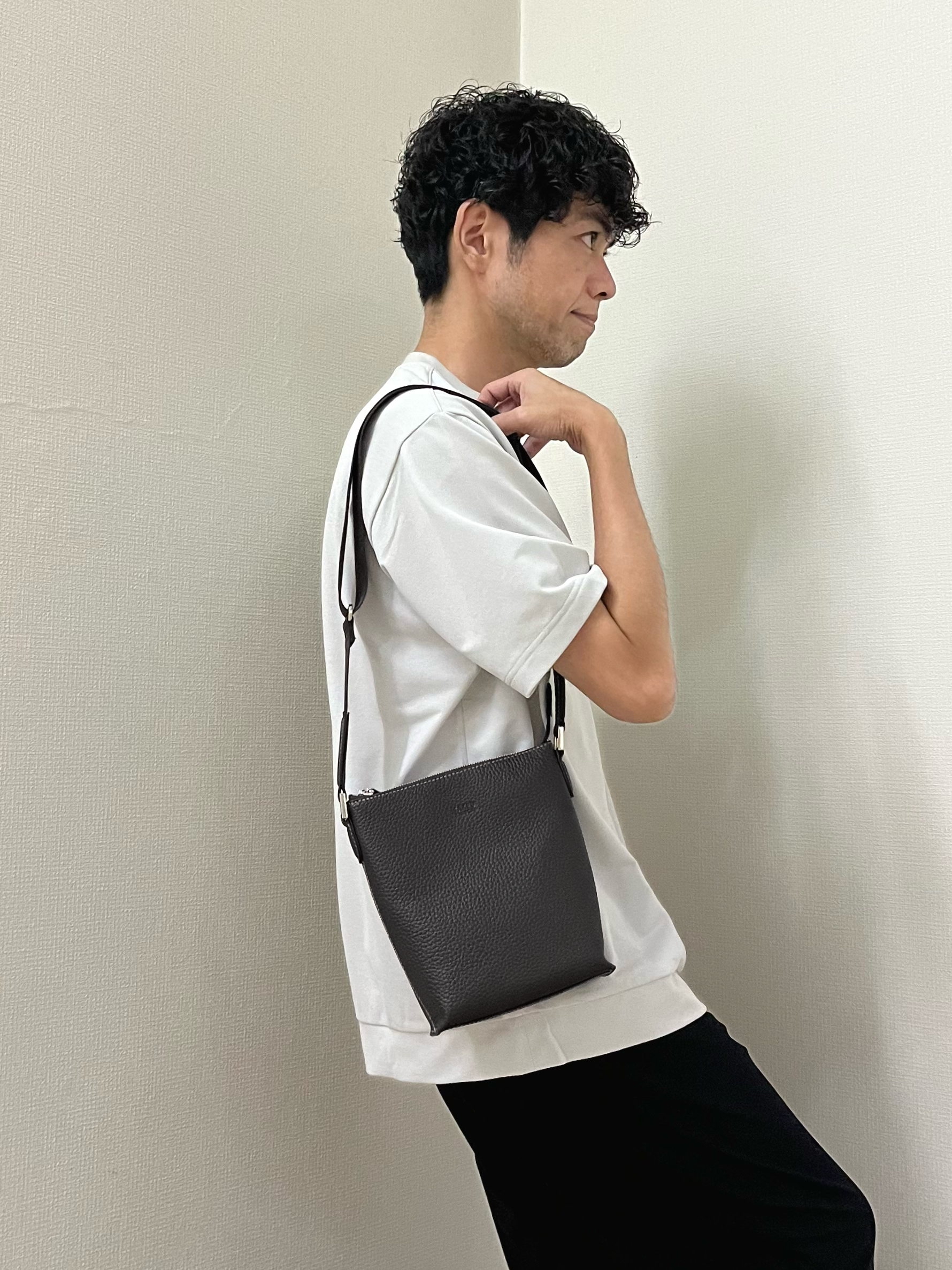 URAさんの「TAKEO KIKUCHI｜リネン ライク 鹿の子 ヘンリー ハーフ ヘンリー ネック」を使ったコーディネート