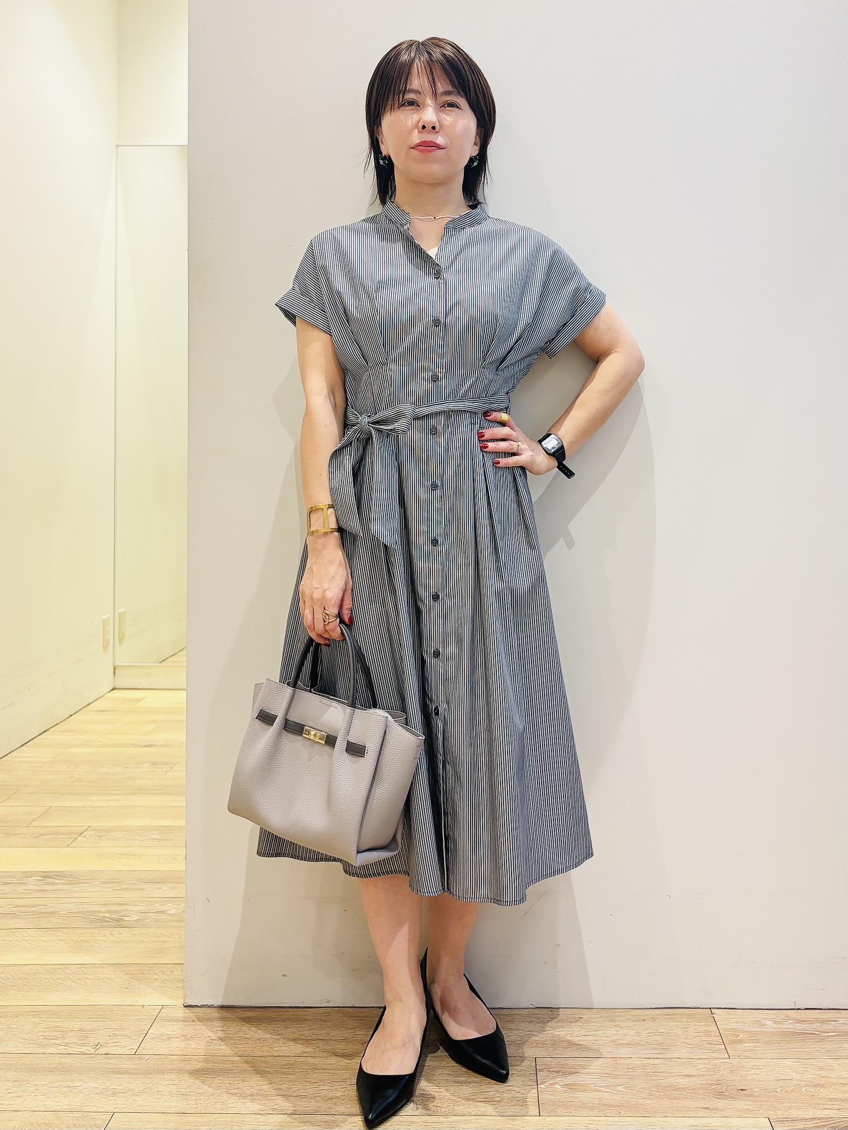 YUKOさんの「index｜【８色展開】柄アソートシアーカーディガン《洗濯機OK》」を使ったコーディネート