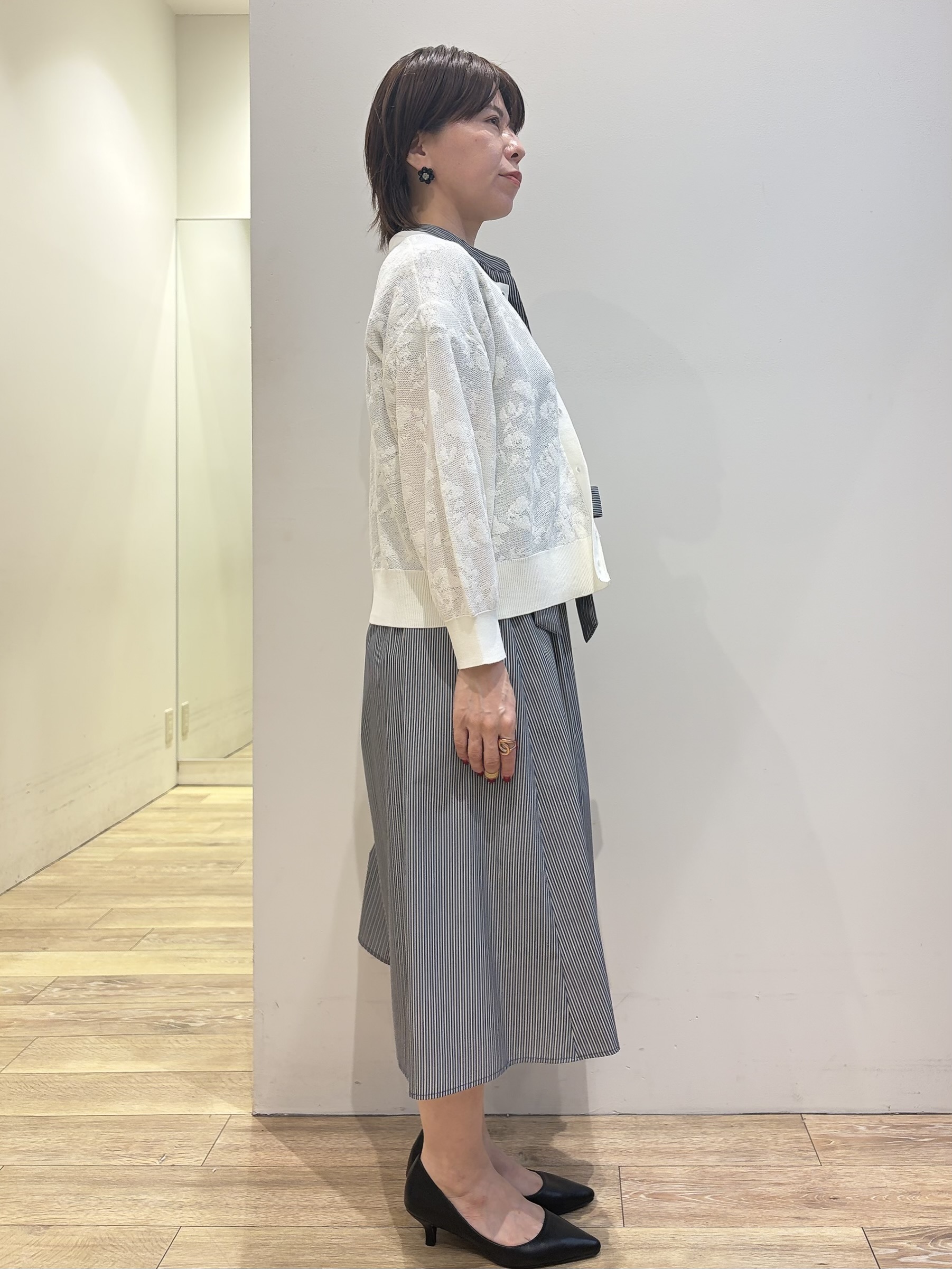 YUKOさんの「index｜【８色展開】柄アソートシアーカーディガン《洗濯機OK》」を使ったコーディネート