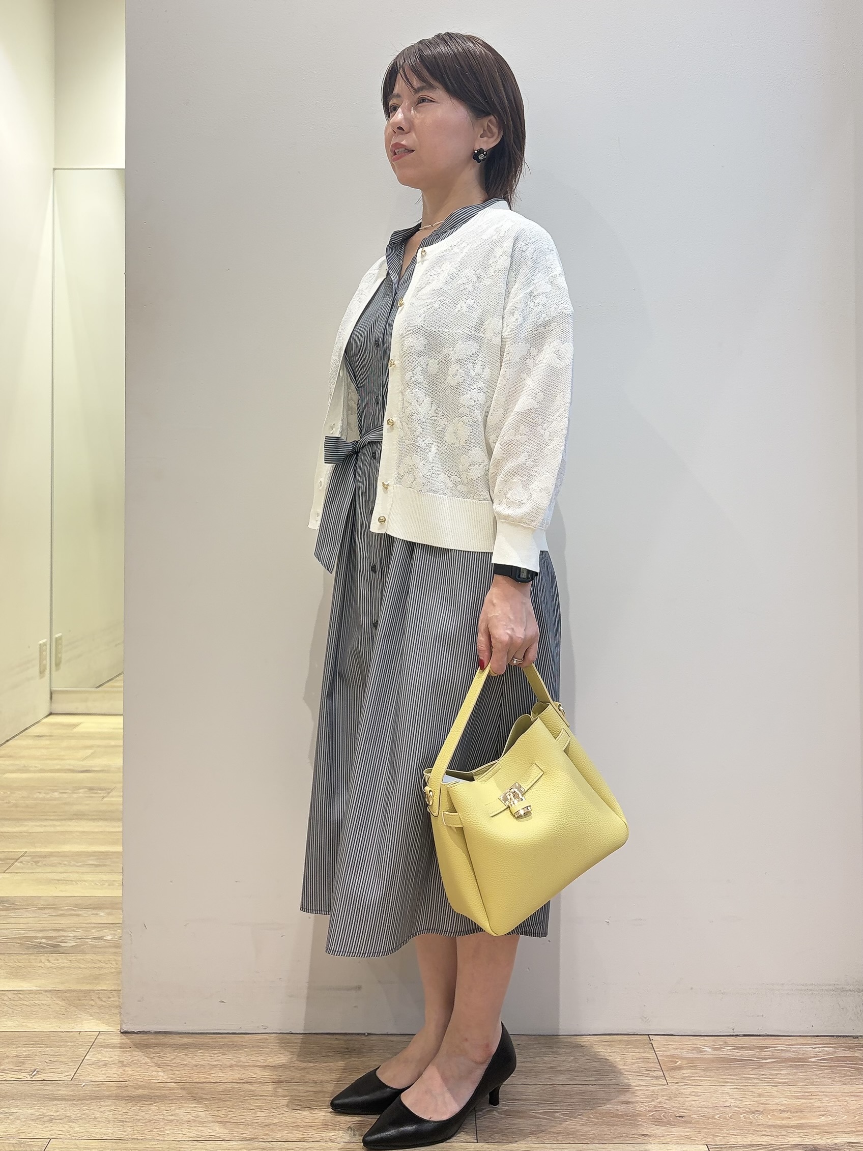 YUKOさんの「index｜【８色展開】柄アソートシアーカーディガン《洗濯機OK》」を使ったコーディネート