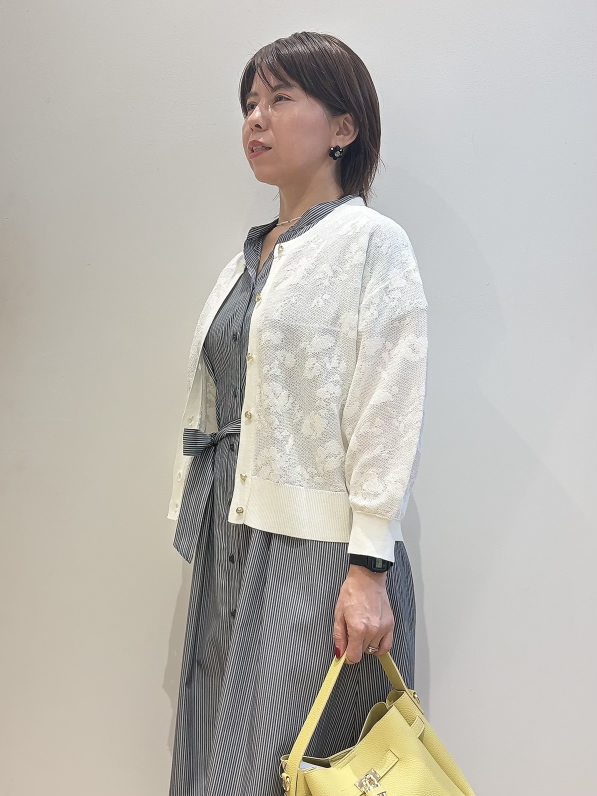 YUKOさんの「index｜【８色展開】柄アソートシアーカーディガン《洗濯機OK》」を使ったコーディネート