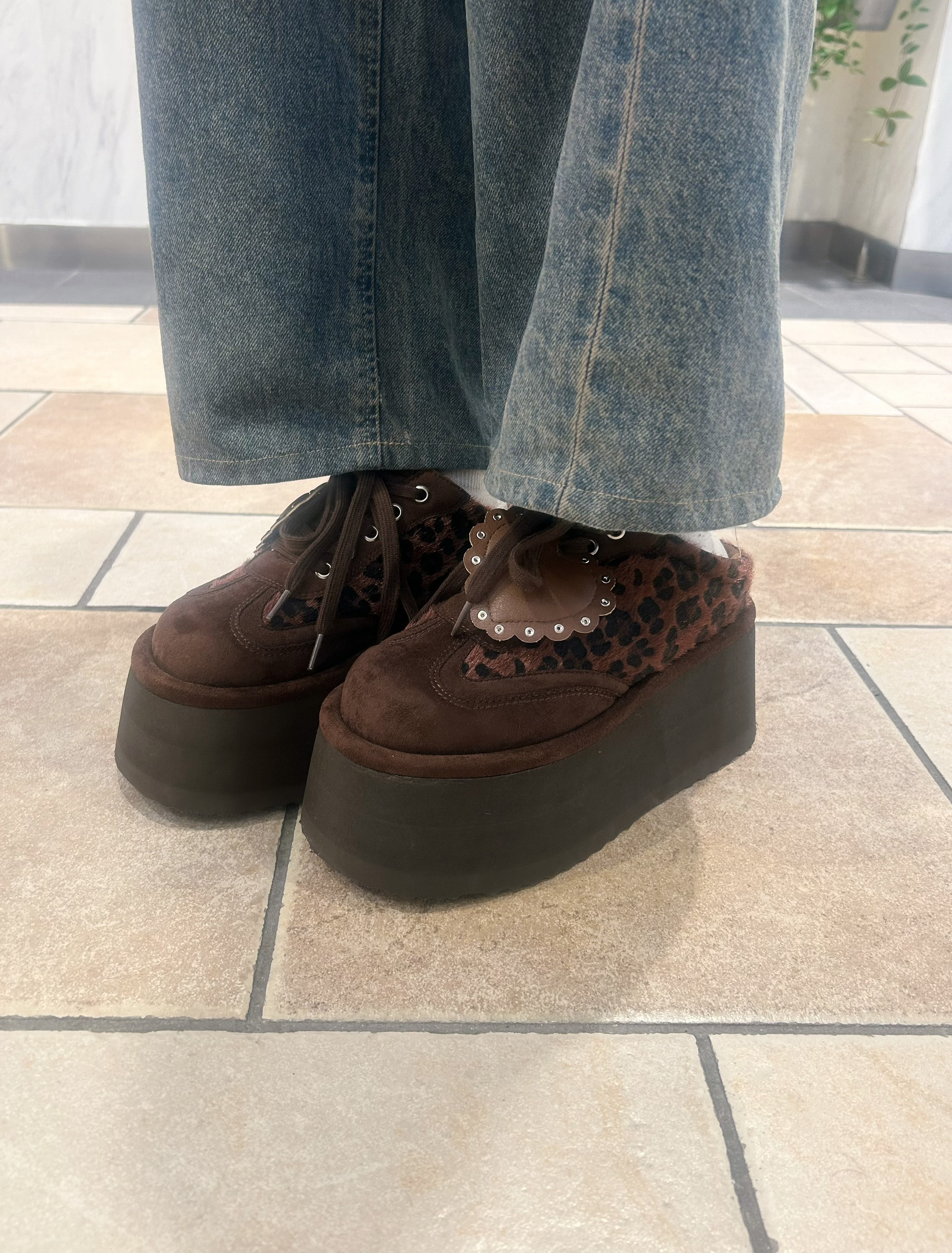 miyuさんの「ESPERANZA｜ハートチャーム付き厚底サボスニーカー」を使ったコーディネート