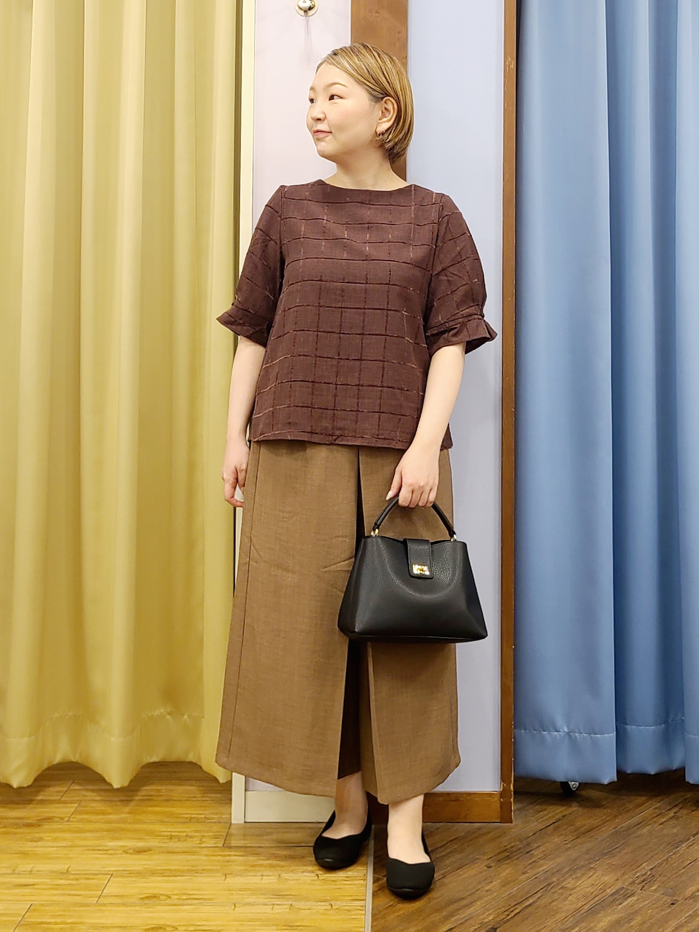 Chiiさんの「SHOO･LA･RUE｜【セットアップ可/S-LL】1枚で秋気分 モールチェックタックスリーブ ブラウス」を使ったコーディネート