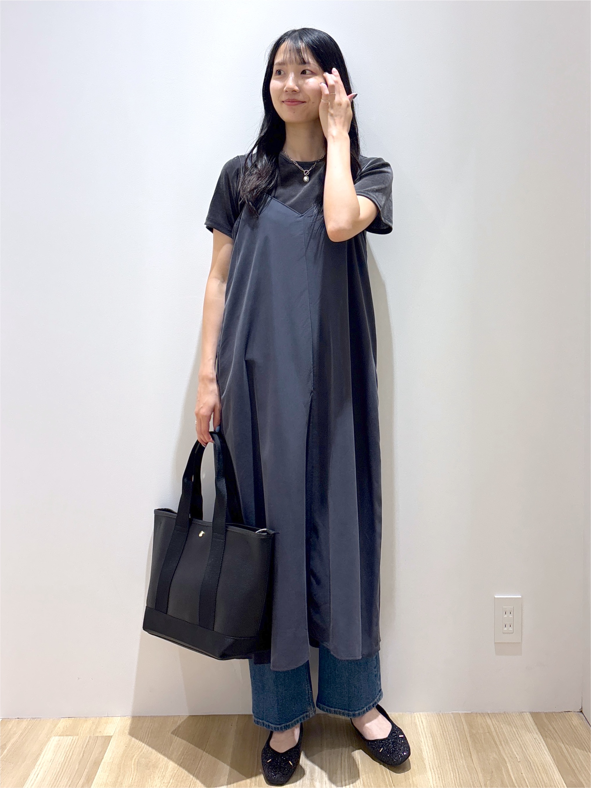 sachikoさんの「OPAQUE.CLIP｜【接触冷感】サテンキャミワンピース《前後2WAY／洗濯機OK》」を使ったコーディネート
