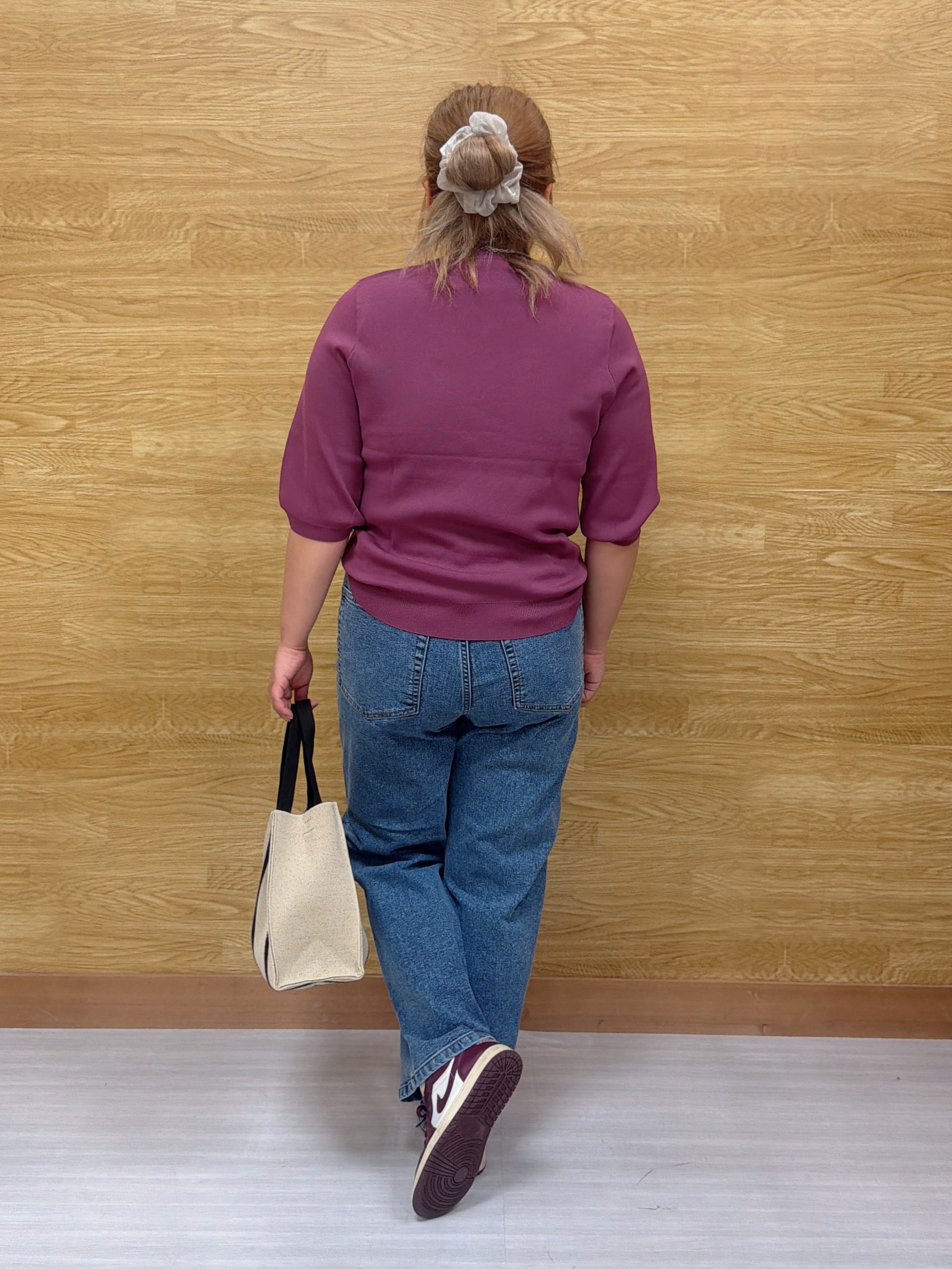 ぁむさんの「SHOO･LA･RUE｜【ガンガン洗える/毛玉になりにくい】二の腕見せない 5分袖ニット」を使ったコーディネート