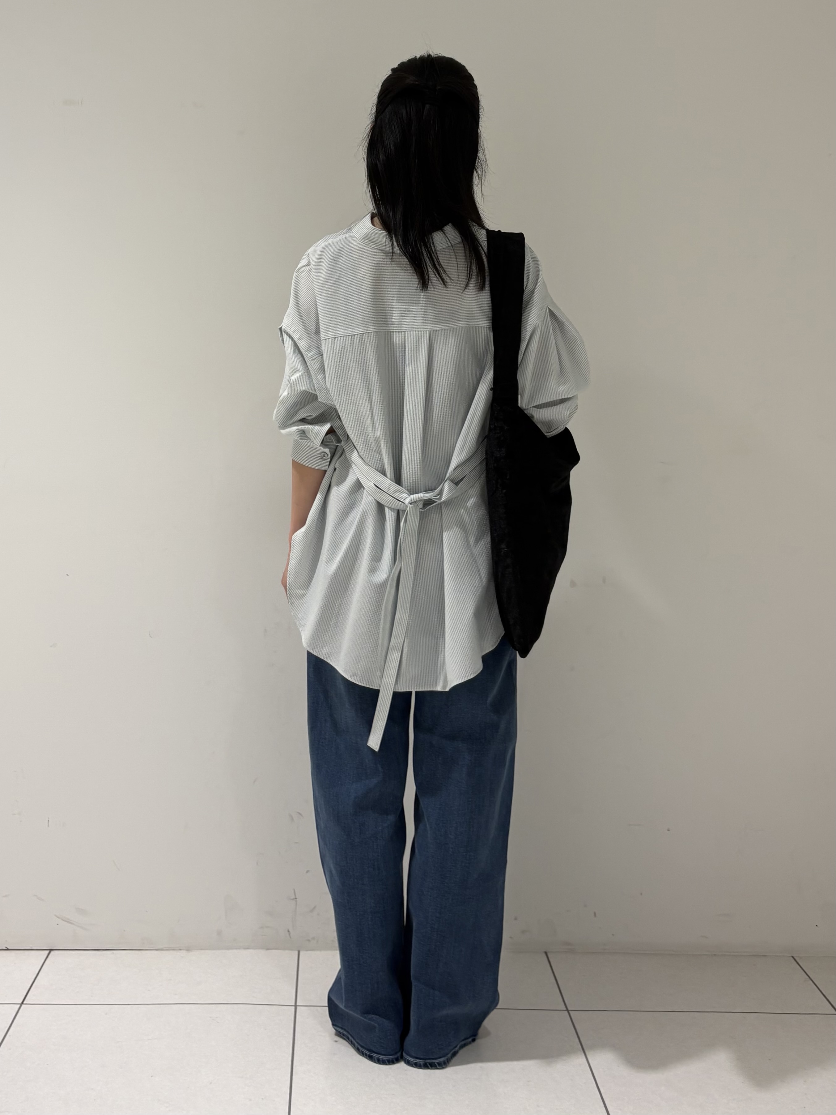 momokoさんの「INDIVI｜【洗える／UVケア／ベルト付】サッカー素材シャツ」を使ったコーディネート