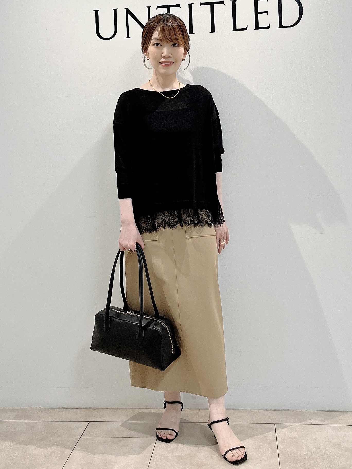 hayaさんの「UNTITLED｜【一枚で着映え】レースドッキングニットプルオーバー」を使ったコーディネート