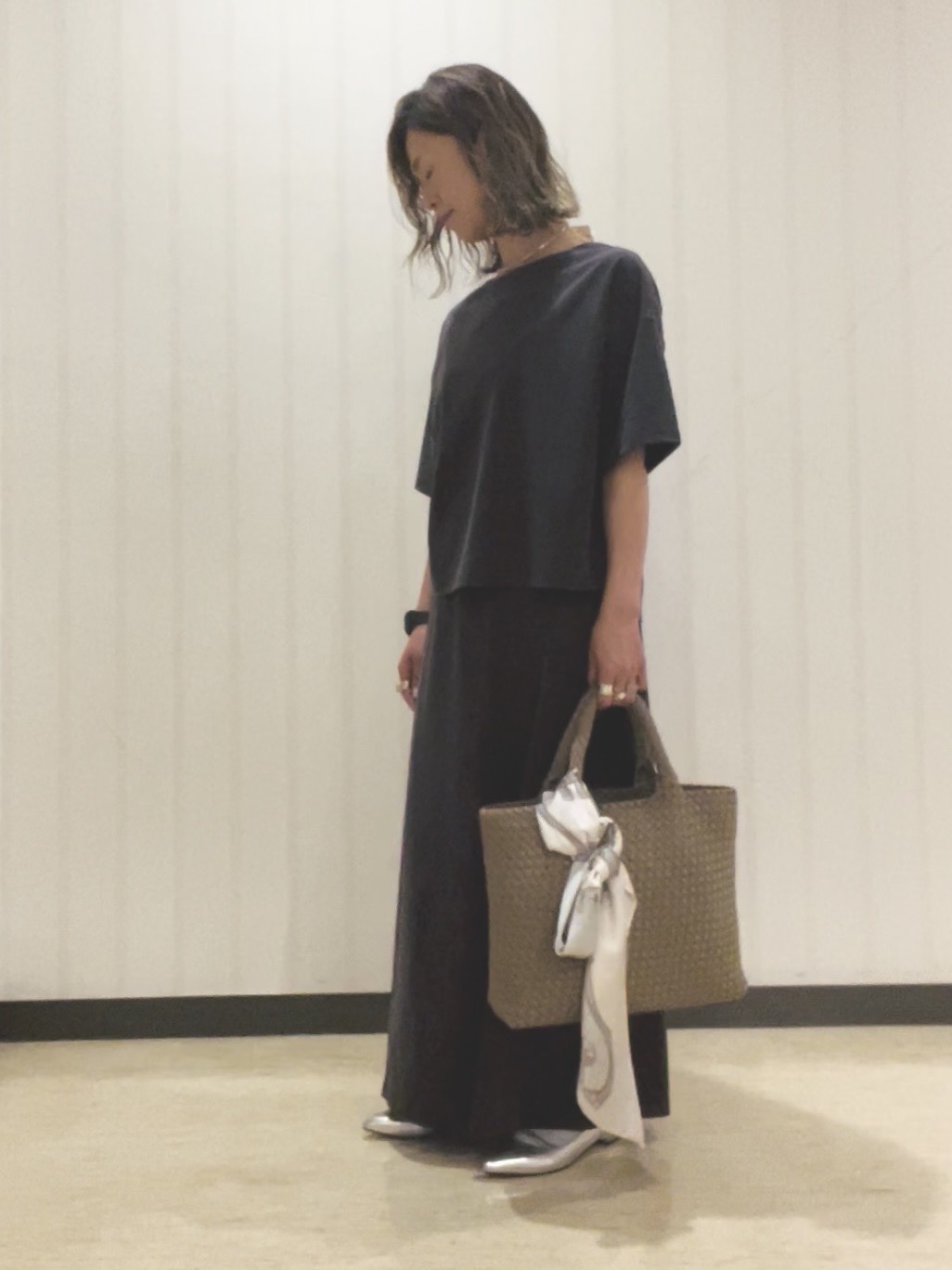 horiさんの「UNTITLED｜【秋めきリラクシー/セットアップ可】ヴィンテージライク ロングスカート」を使ったコーディネート