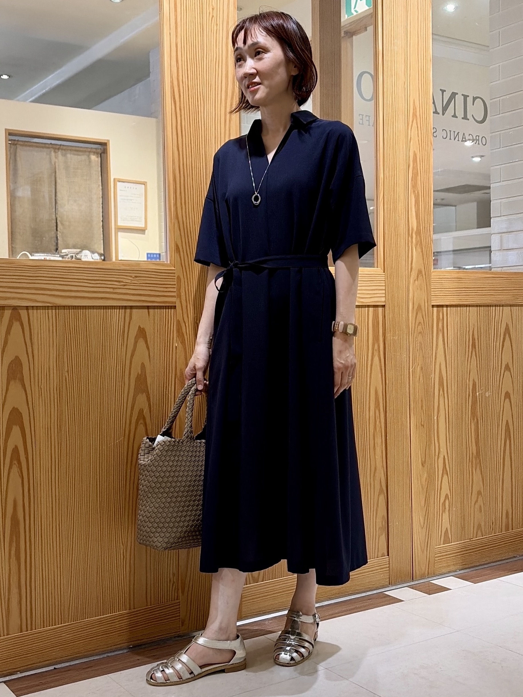 ゆうさんの「UNTITLED｜【初秋も活躍/UVカット/接触冷感】エアリークールワンピース」を使ったコーディネート