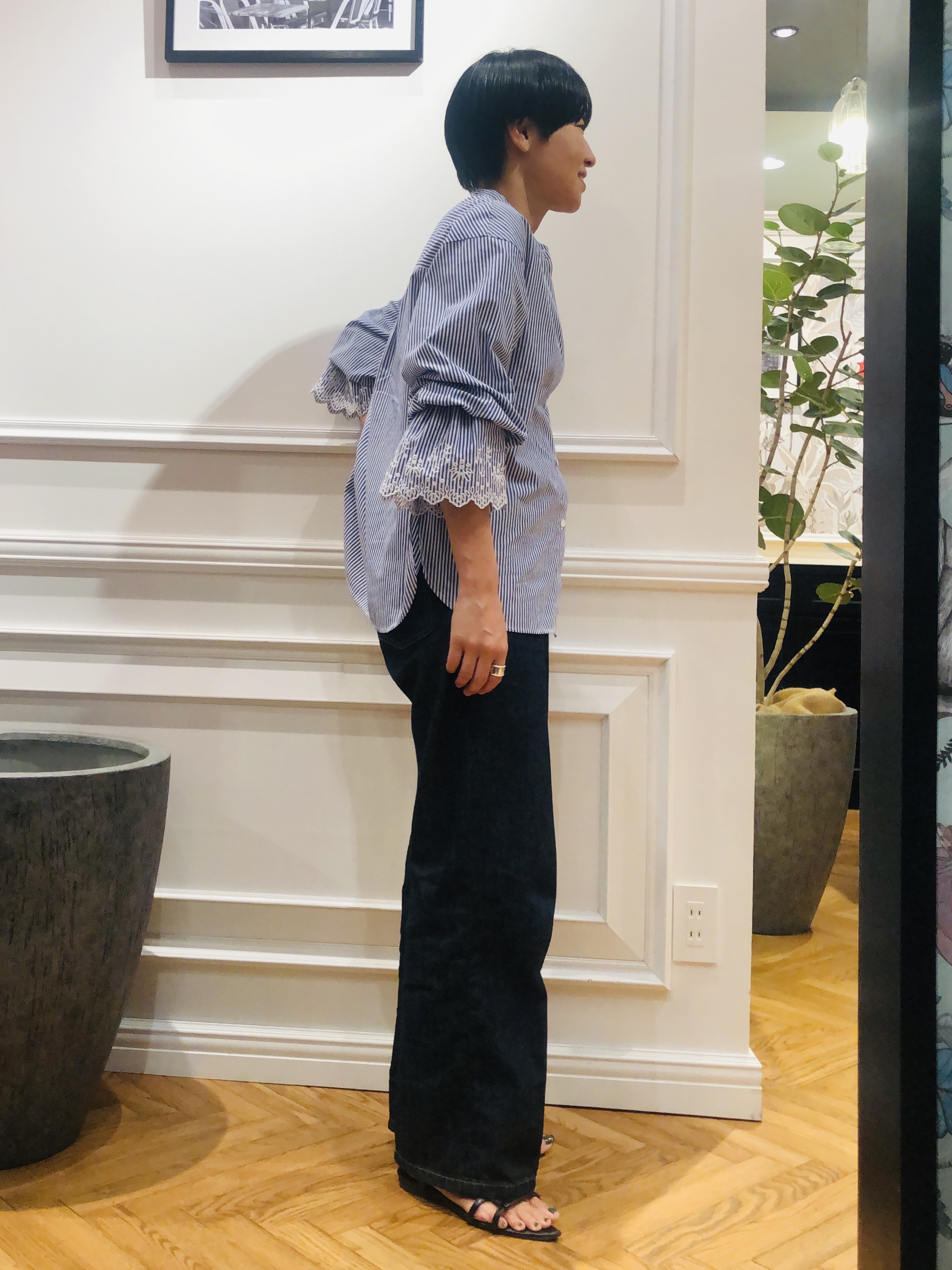 OGATAさんの「DRESSTERIOR｜【STORY11月号掲載】エンブロイダリーカフスシャツ」を使ったコーディネート