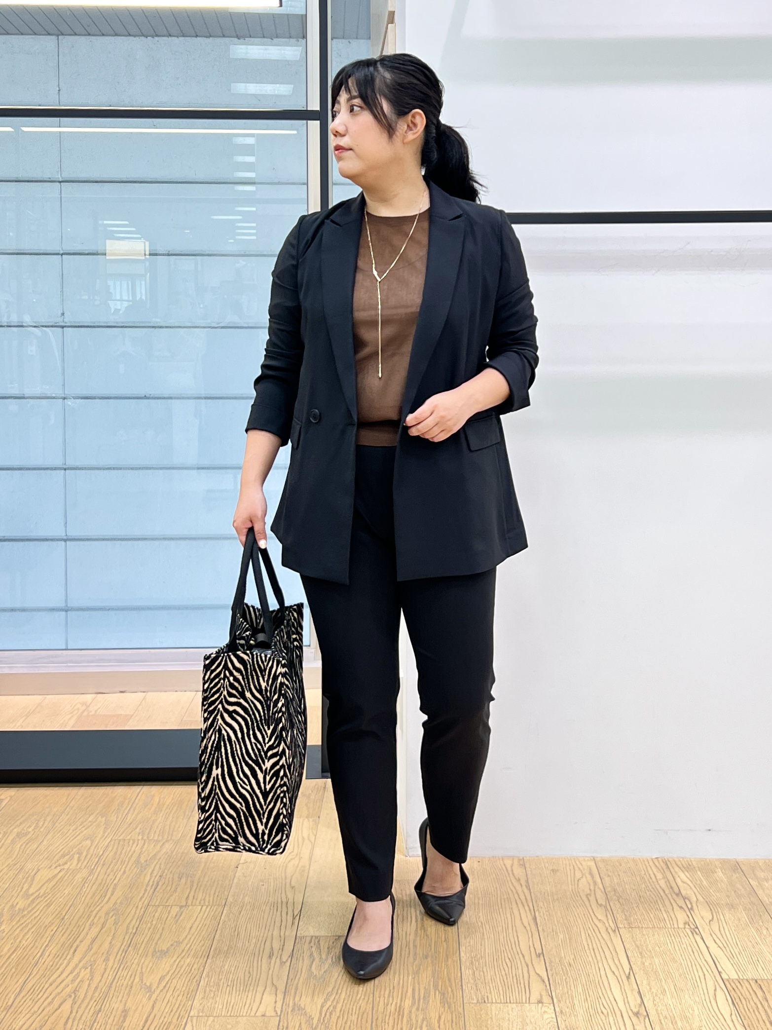 shimaさんの「INDIVI｜【初秋/UVケア/着る日傘】ダブルジャケット」を使ったコーディネート