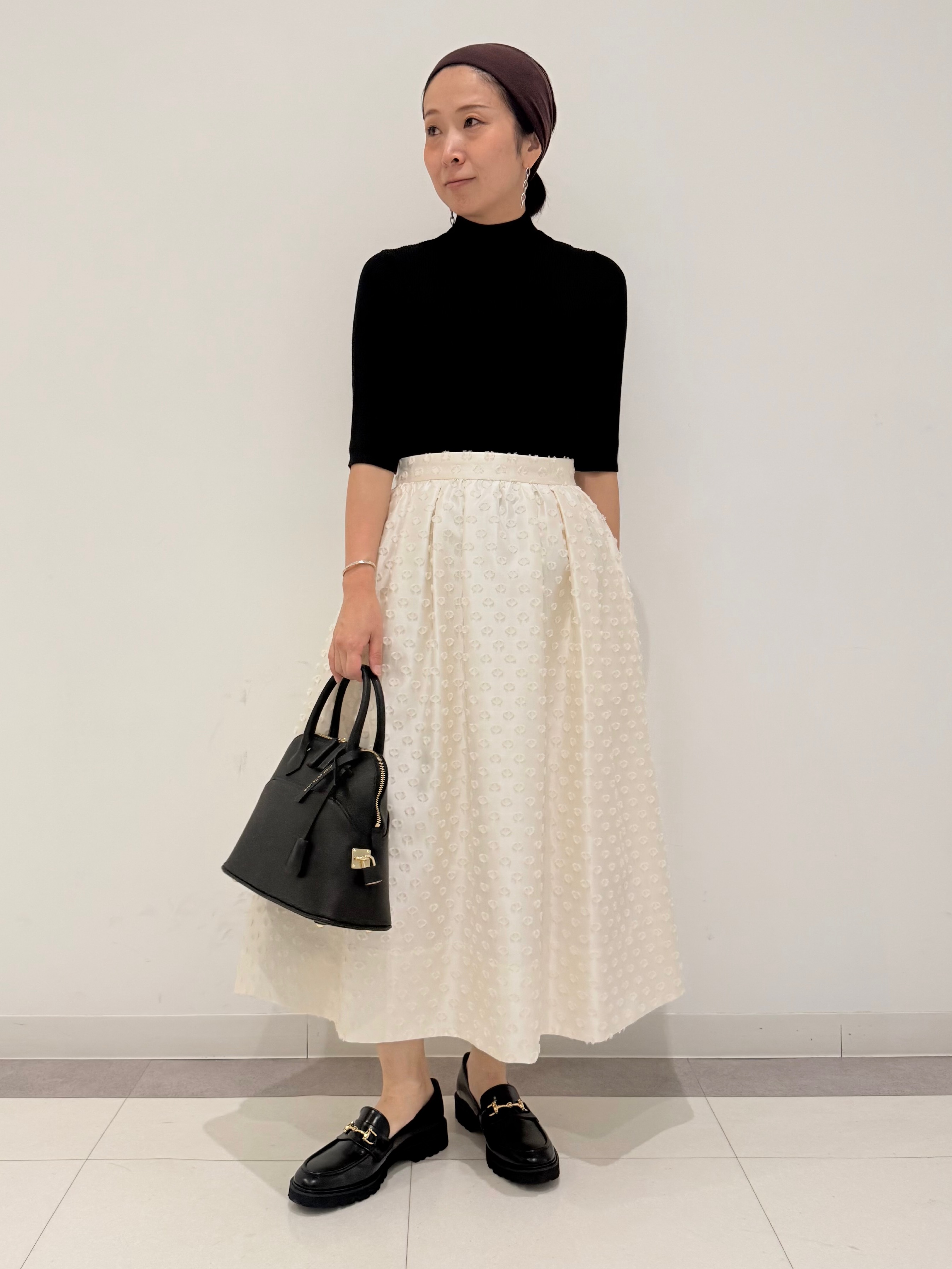 MIYAKAWAさんの「DRESSTERIOR｜【接触冷感】クールタッチ ハーフスリーブニット」を使ったコーディネート