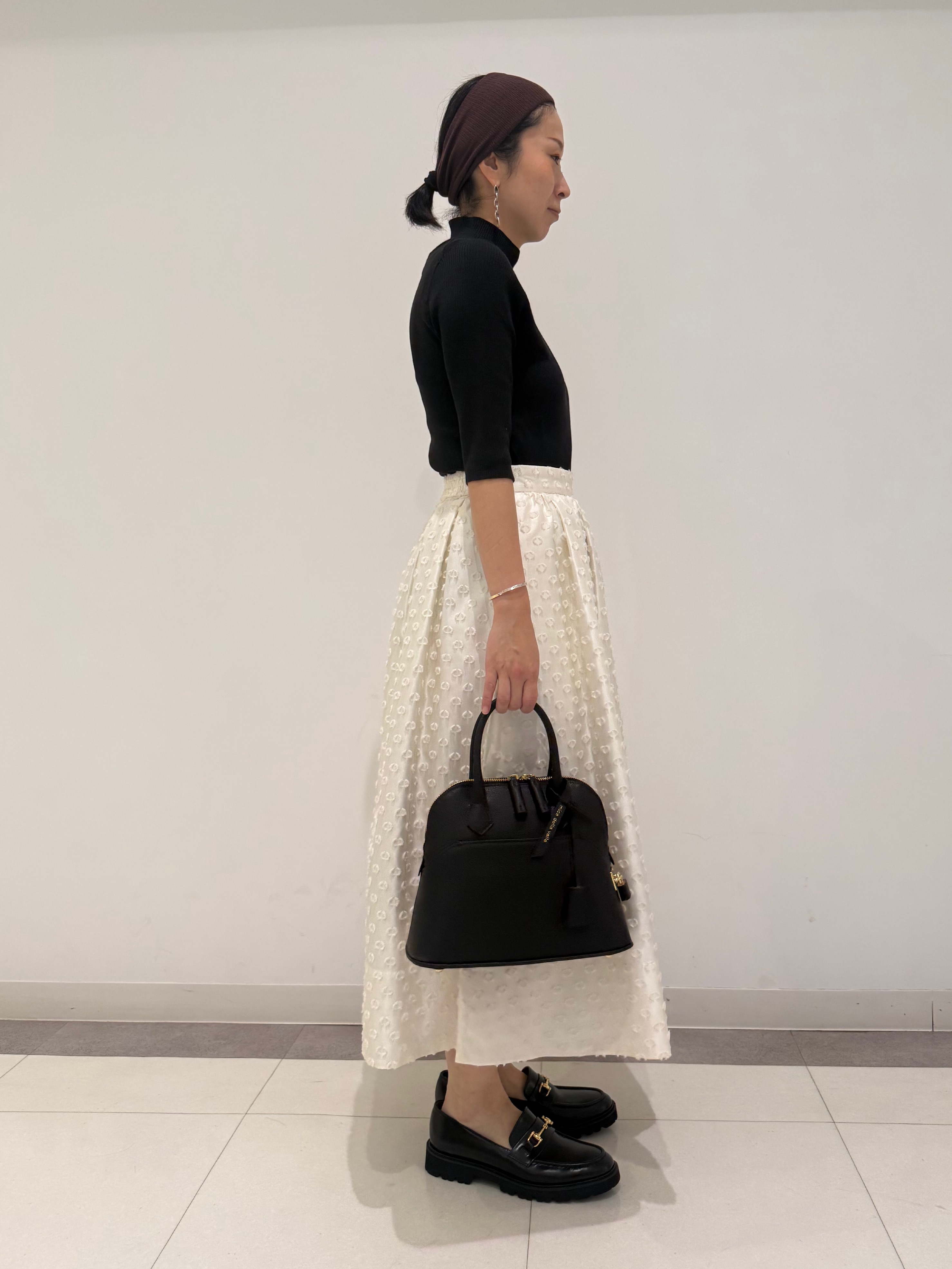MIYAKAWAさんの「DRESSTERIOR｜【接触冷感】クールタッチ ハーフスリーブニット」を使ったコーディネート